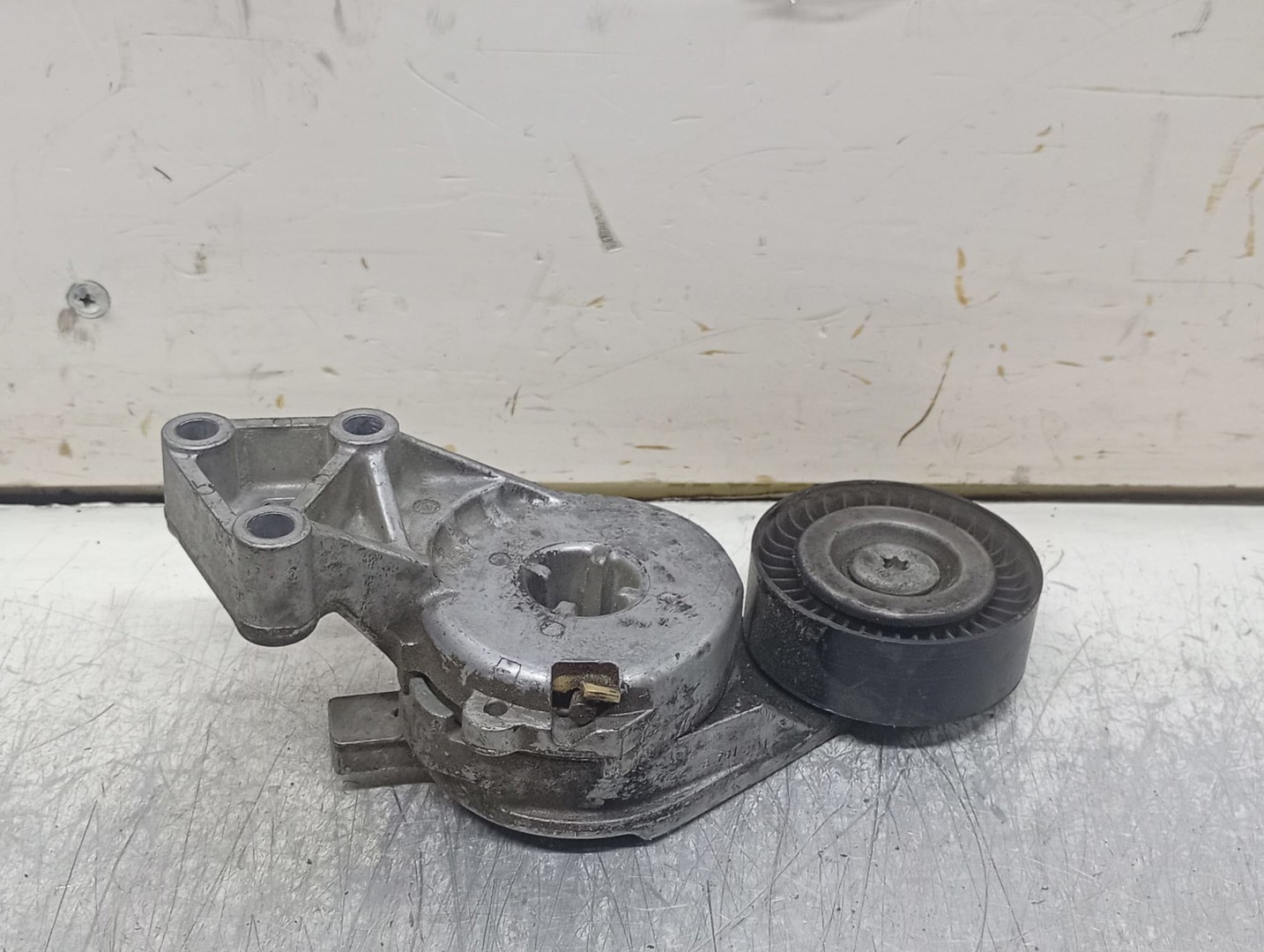 Rola intinzatoare 950414 Volkswagen Bora 1 (1998 - 2005)