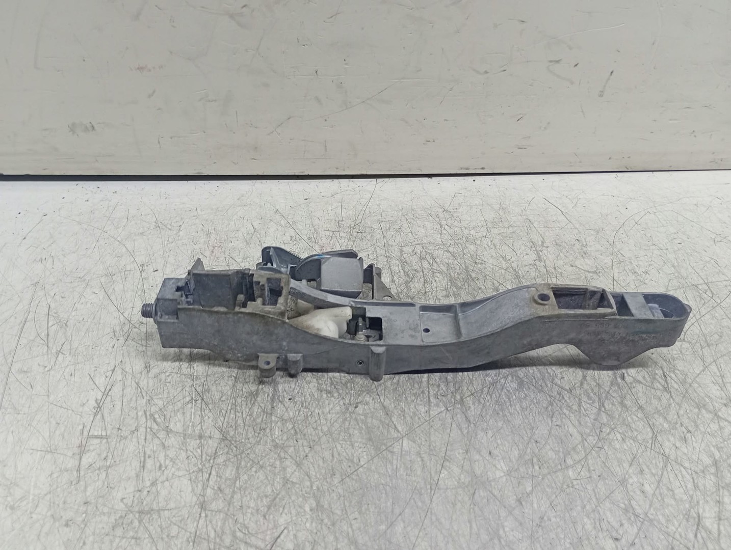 Suport maner exterior 9680168580 dreapta fata Peugeot 308 T7 (2007 - 2011)