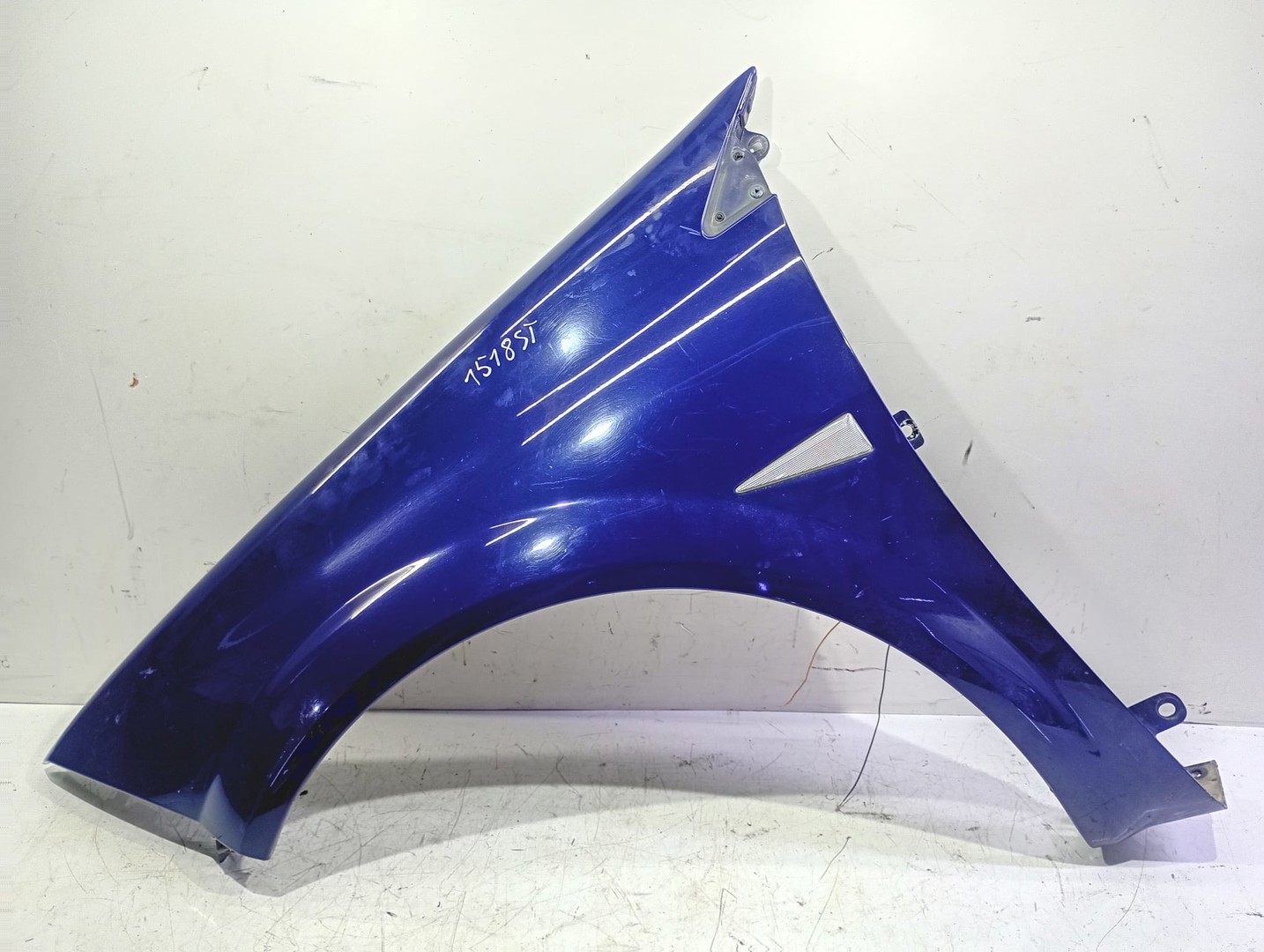 Aripa stanga fata Renault Megane 2 (2002 - 2006)