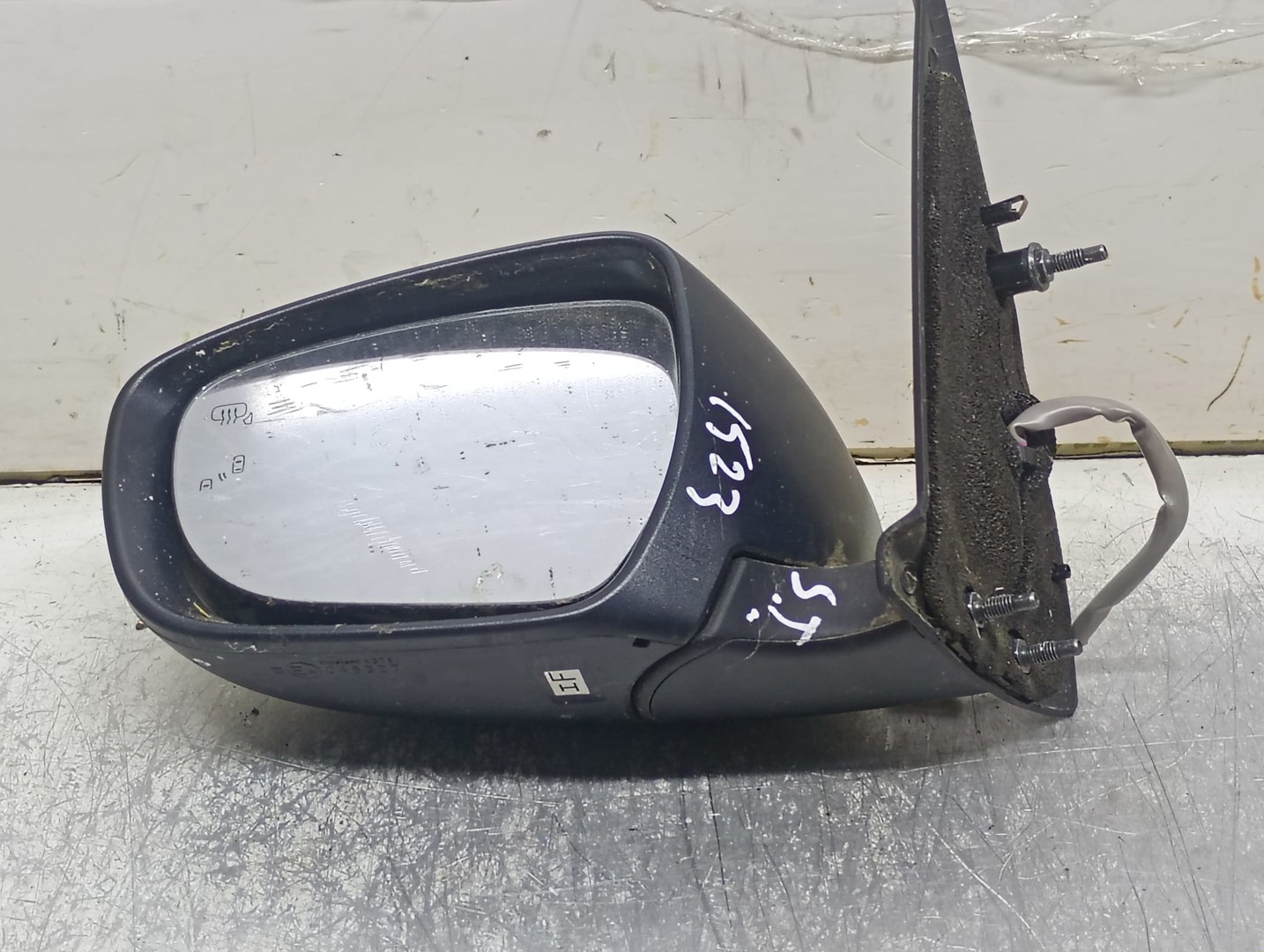 Oglinda stanga E4046327 Suzuki Swift 6 generation (2023 - prezent)