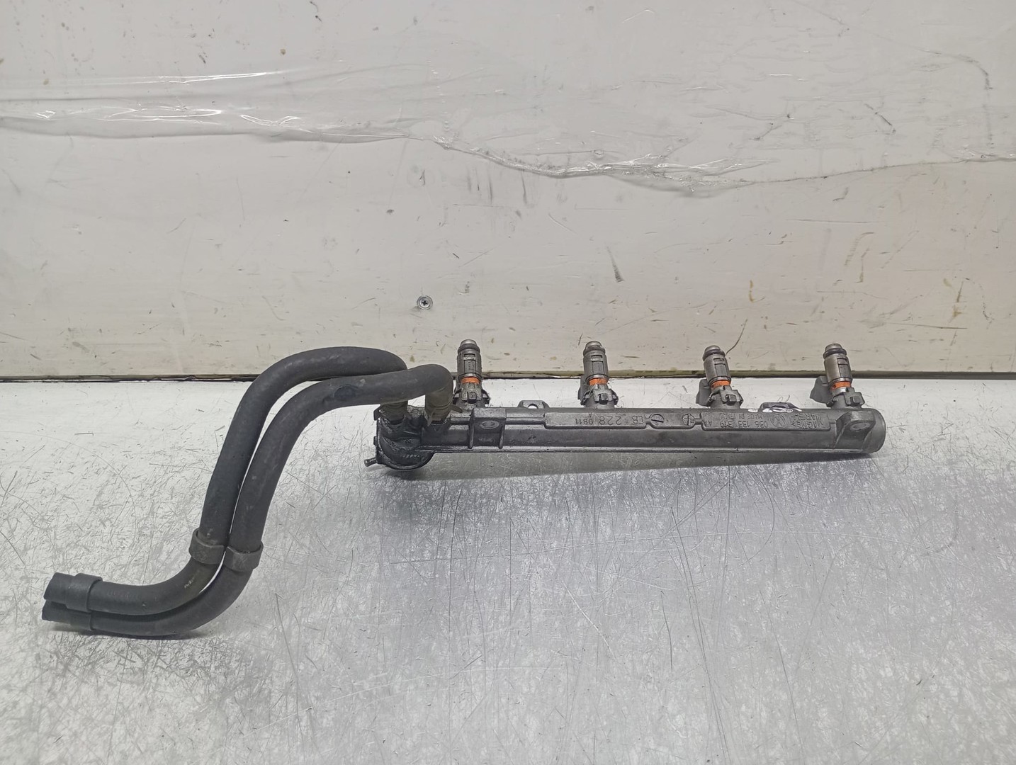 Rampa injectoare 036133319 Volkswagen Golf 4 (1997 - 2006)