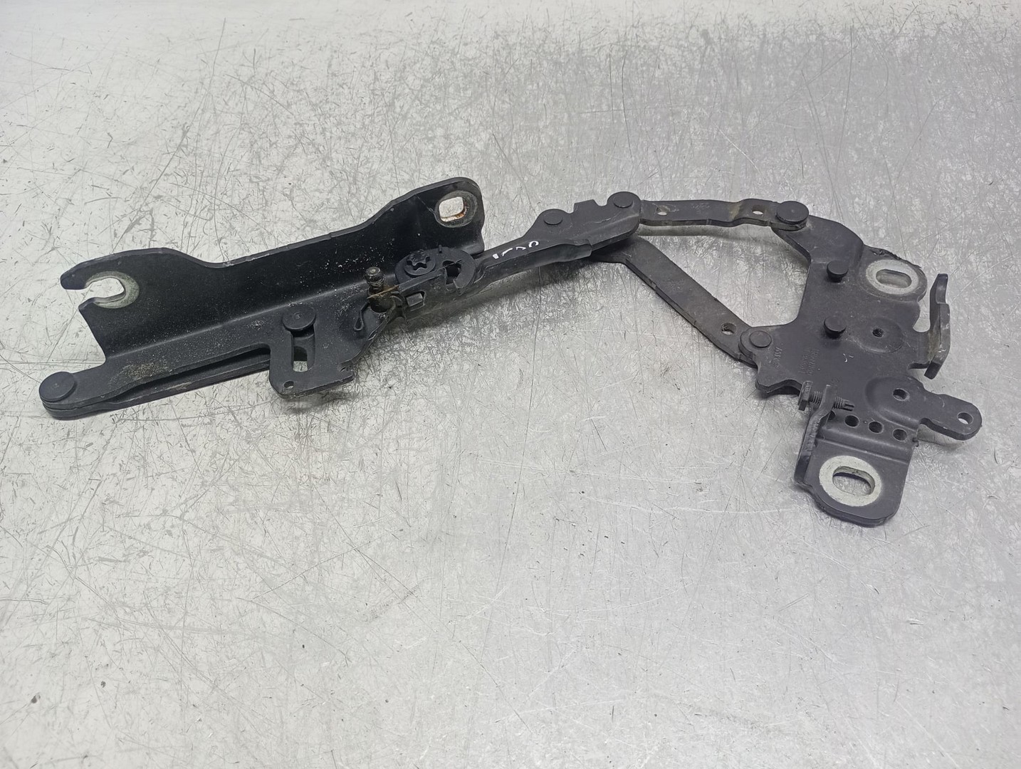 Balama capota 13989610 BMW Seria 1 F20/F21 (2011 - 2015)