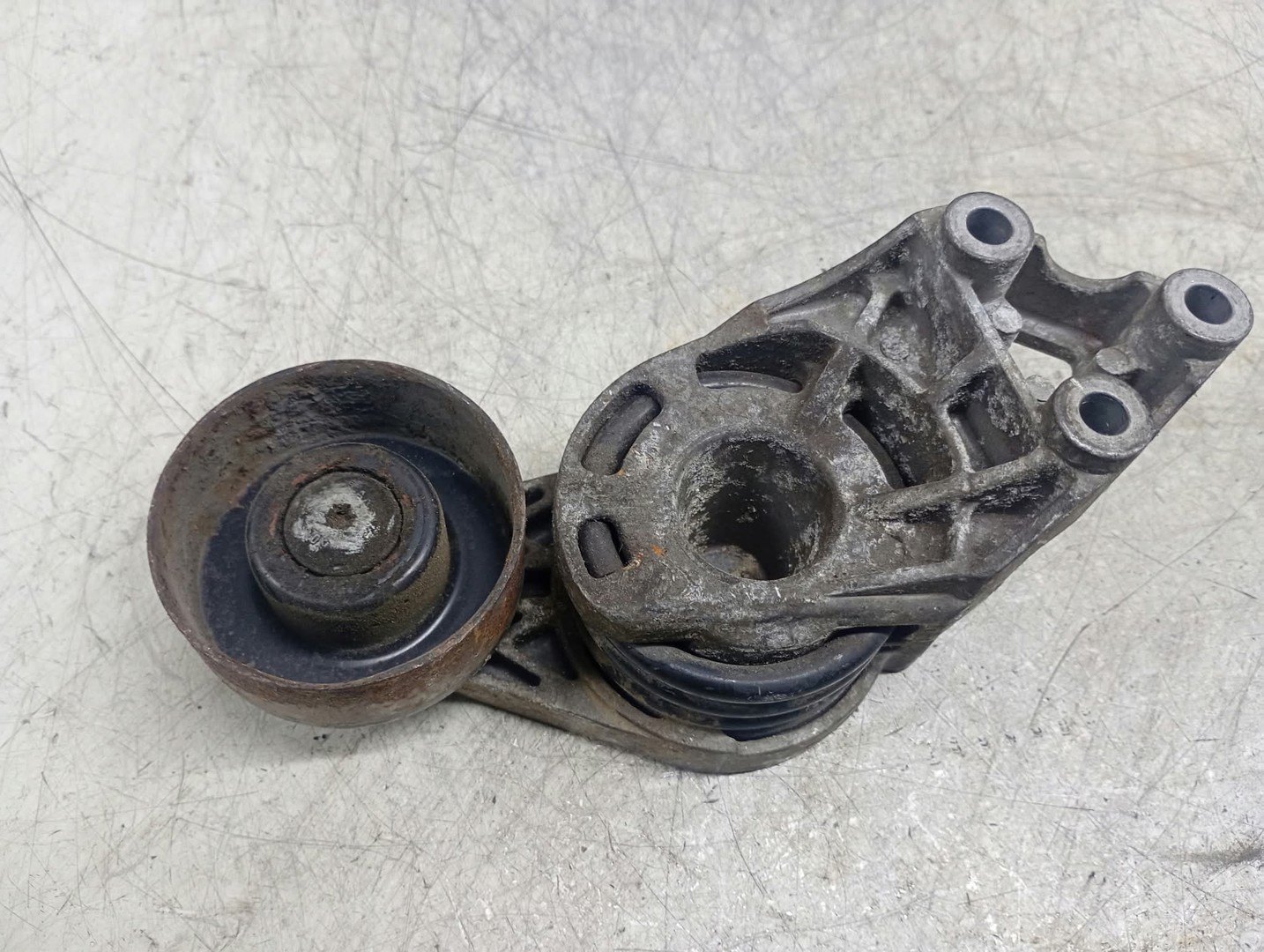 Rola intinzatoare 045903315 Volkswagen Polo 4 (9N) (2001 - 2005)