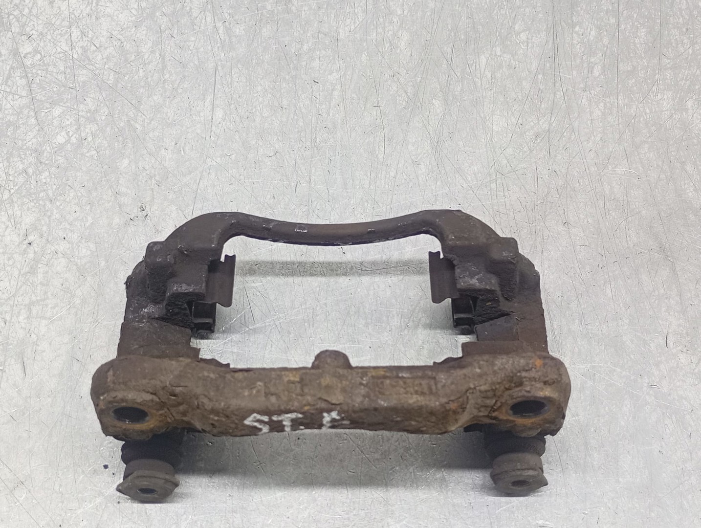 Suport etrier stanga fata Renault Megane 2 (2002 - 2006)