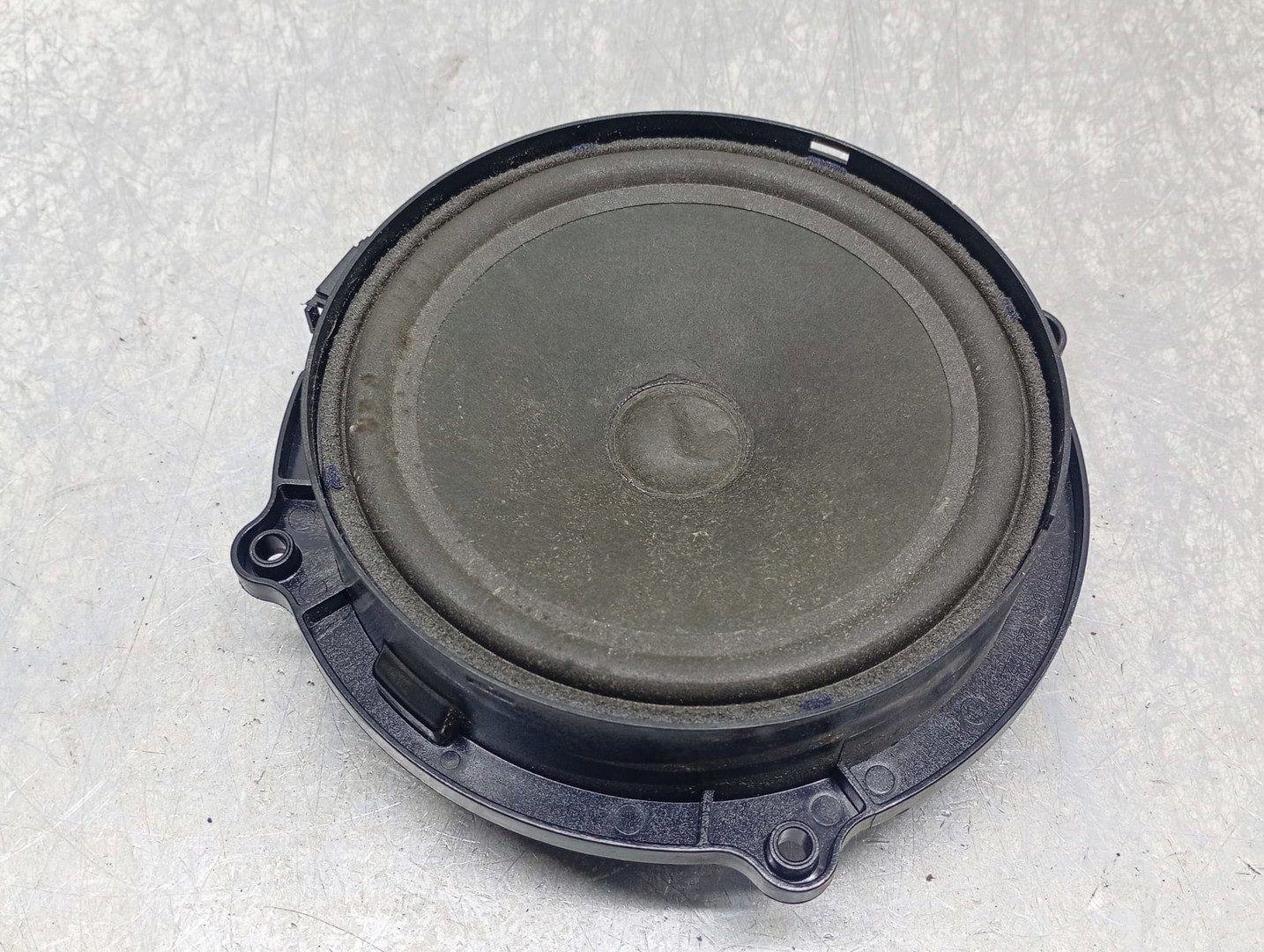 Boxa difuzor 165MM083 Land Rover Discovery 3 (2004 - 2009)