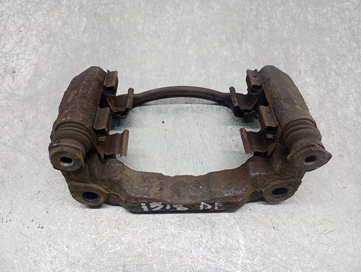 Suport etrier dreapta fata Renault Megane 2 (2002 - 2006)