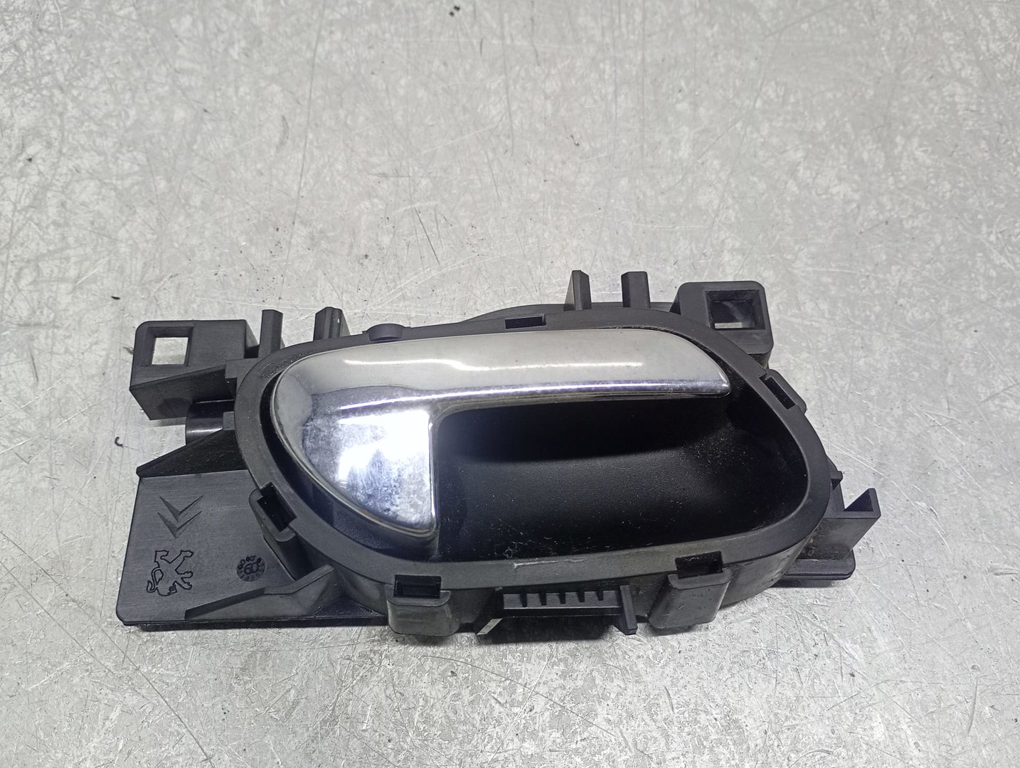 Maner interior dreapta spate 96555516vd Peugeot 207 1 (2006 - 2009)