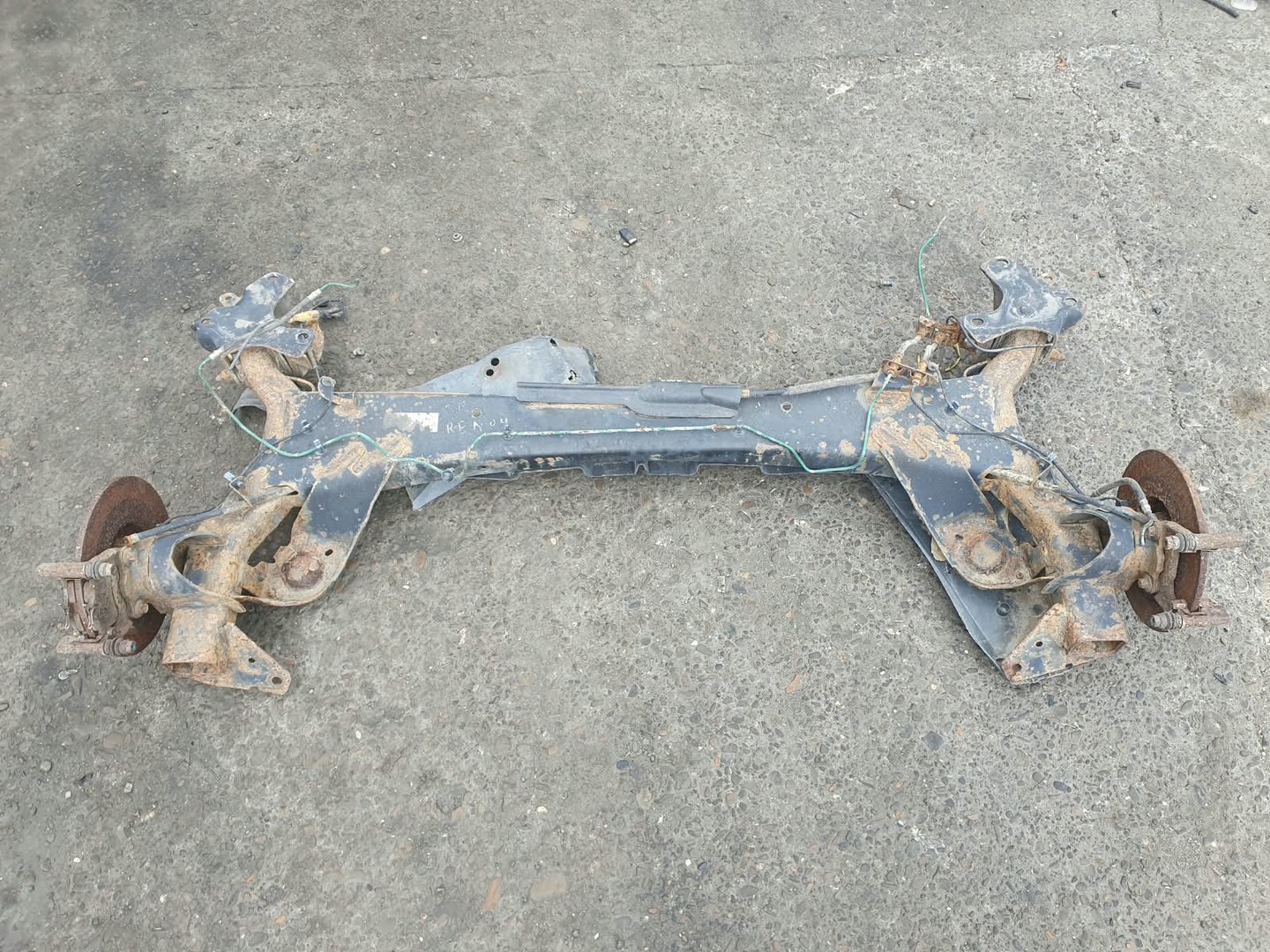 Punte spate Renault Scenic 2 (2003 - 2006)