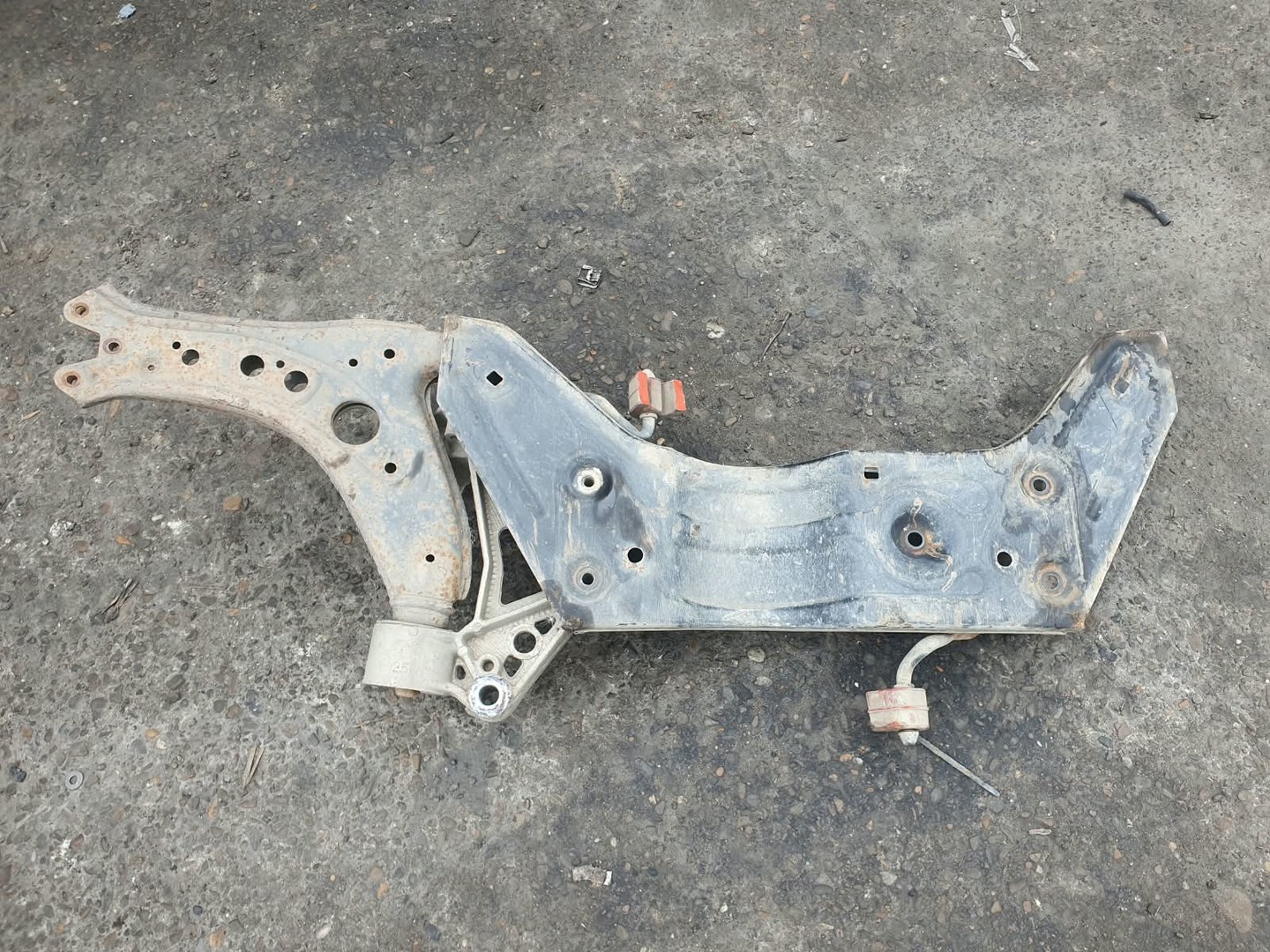 Cadru motor Volkswagen Fox 2 (2003 - 2007)