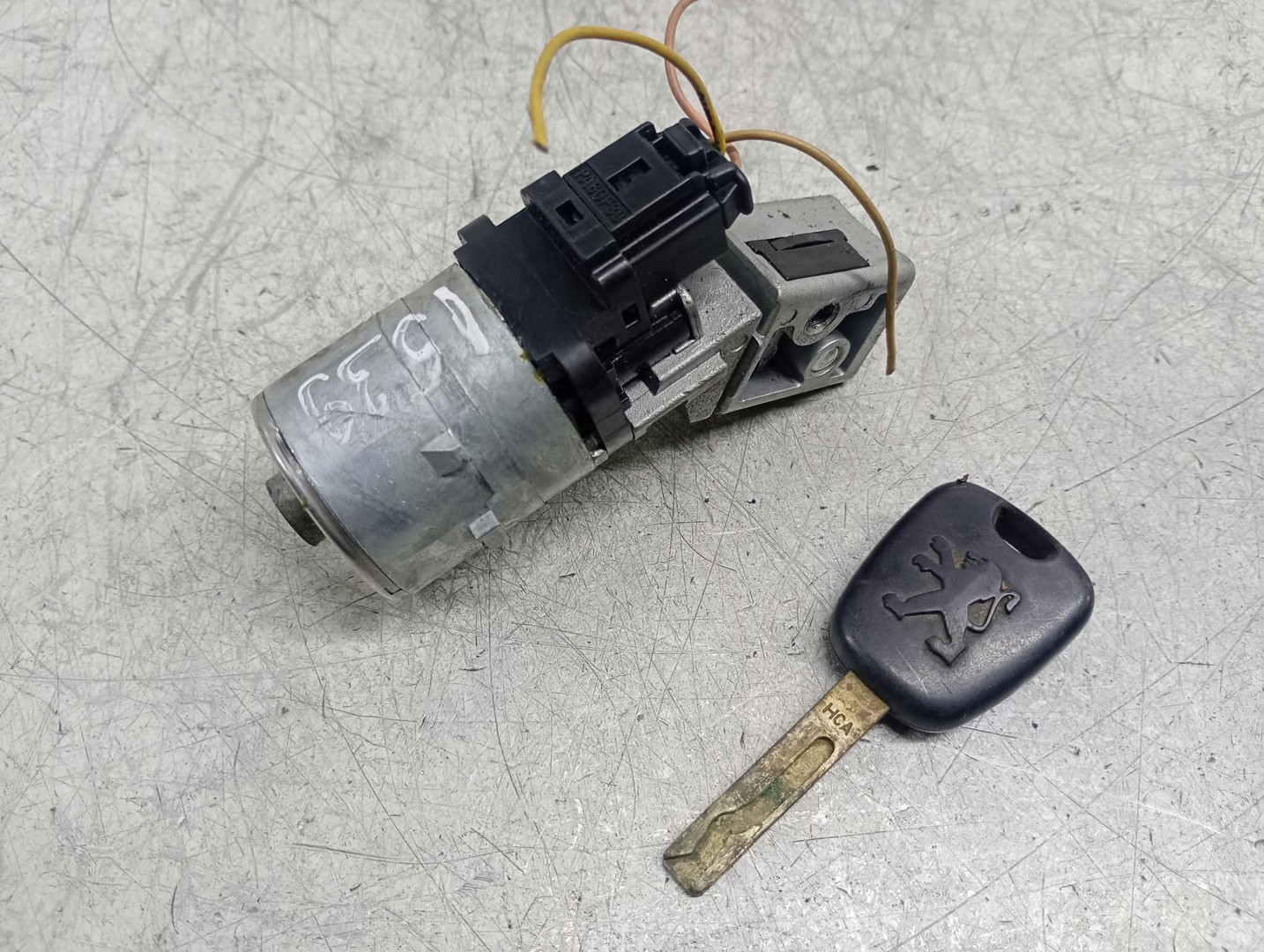 Contact cu cheie 36410600 Peugeot 207 1 (2006 - 2009)