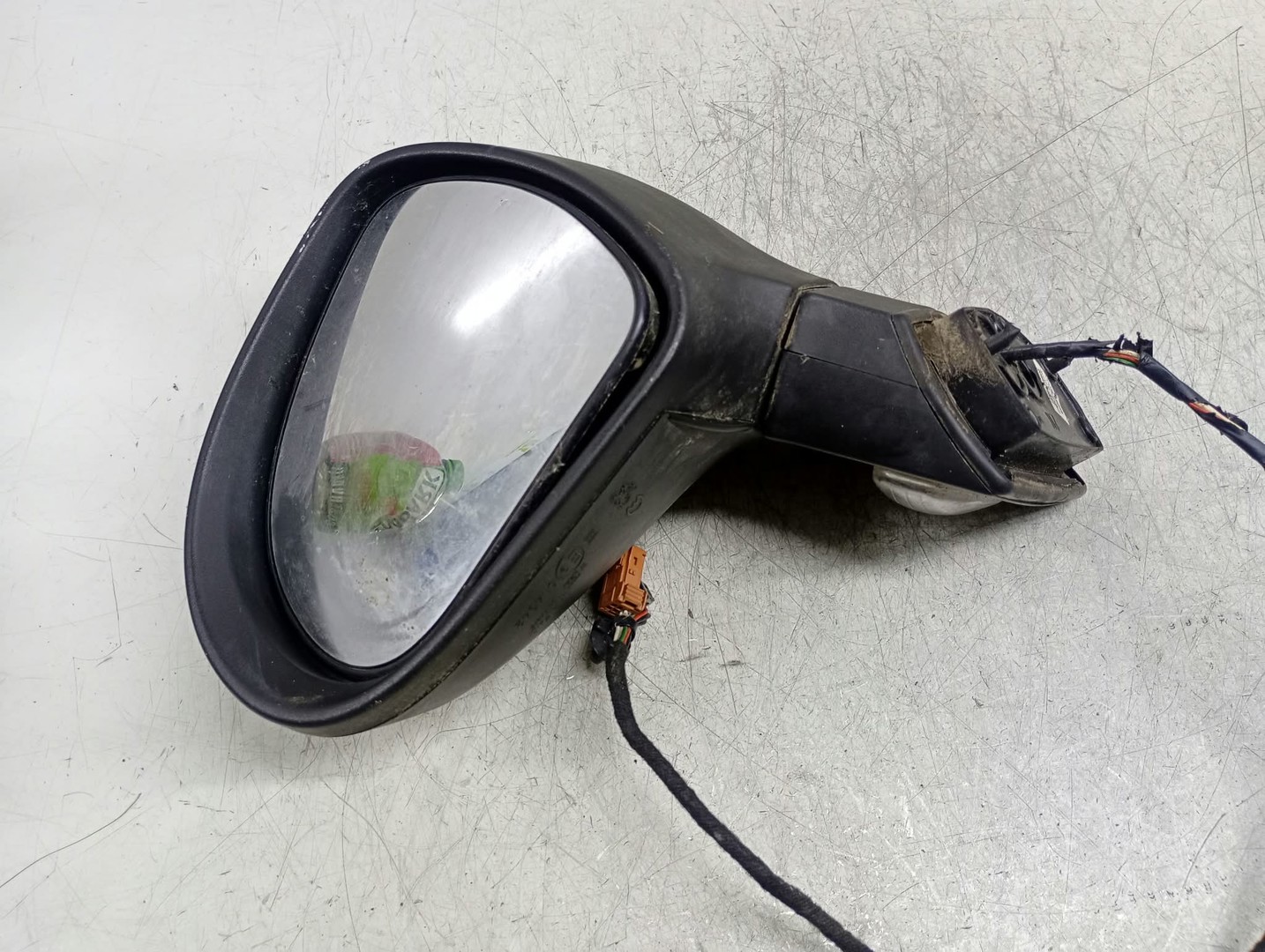 Oglinda stanga E9014342 Peugeot 207 1 (2006 - 2009)