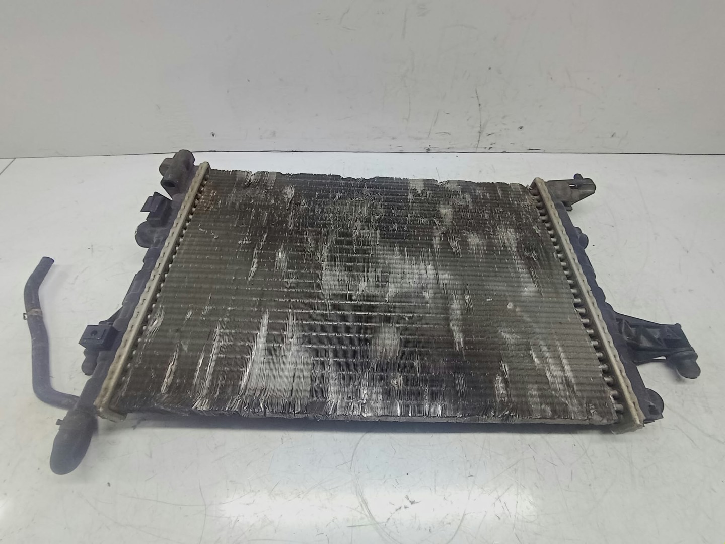 Radiator apa 8038845 Opel Corsa C (2000 - 2003)