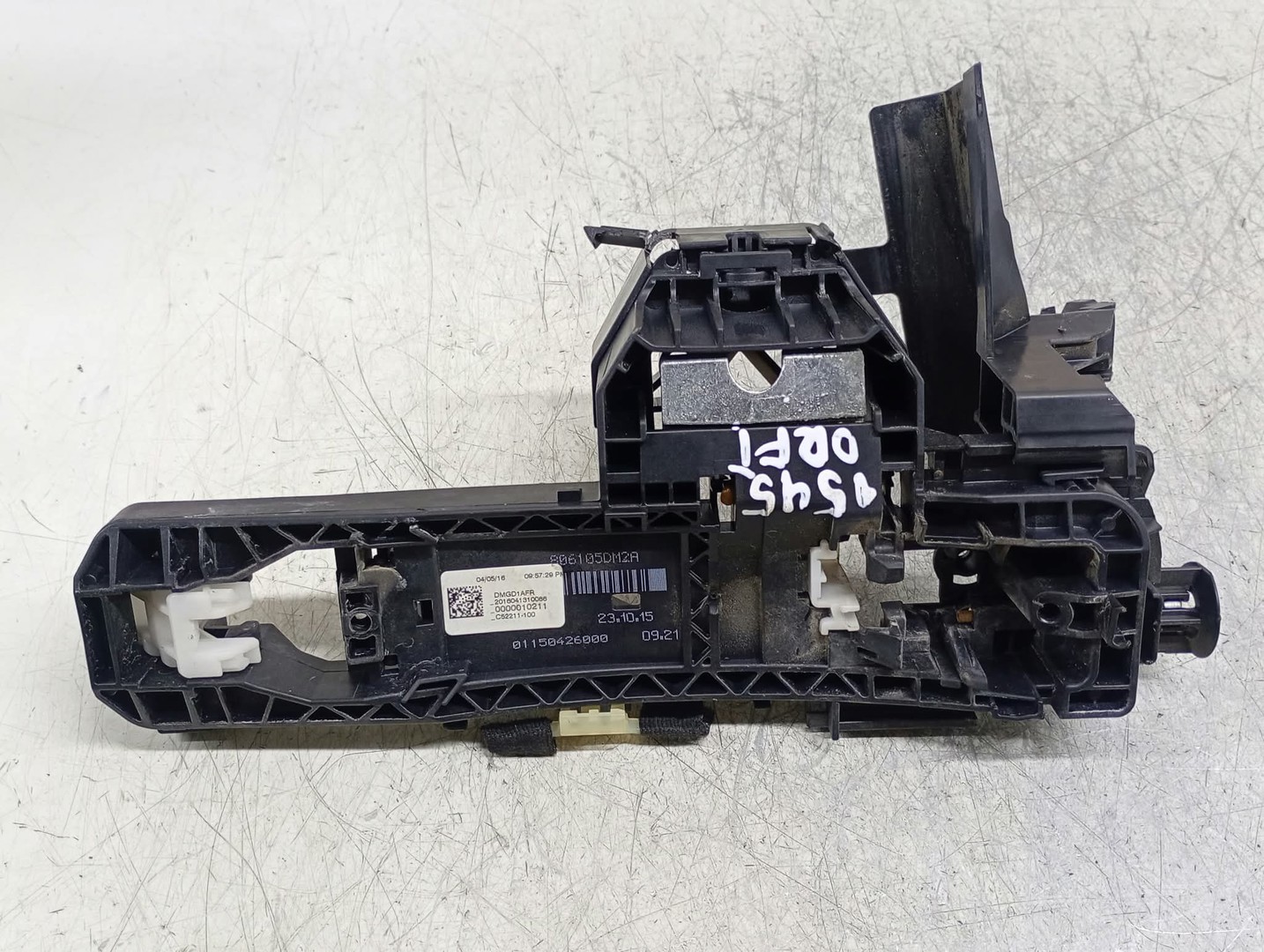 Suport maner exterior 806105DM2A dreapta fata Infiniti Q30 1 (2016 - 2020)