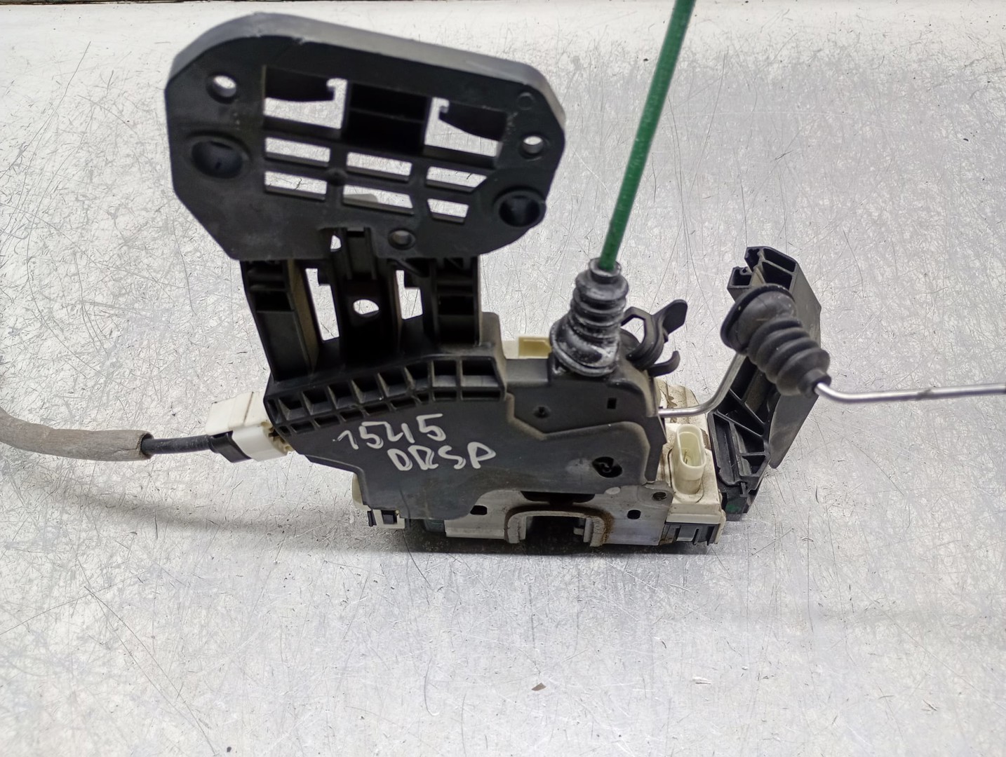 Broasca dreapta spate A0997305600 Infiniti Q30 1 (2016 - 2020)