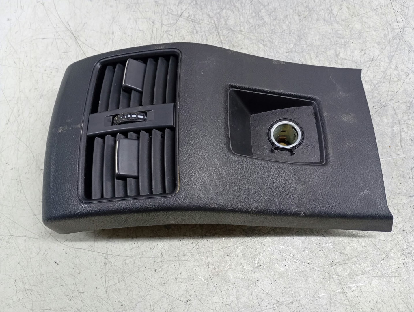 Ornament interior A2468300502 Infiniti Q30 1 (2016 - 2020)