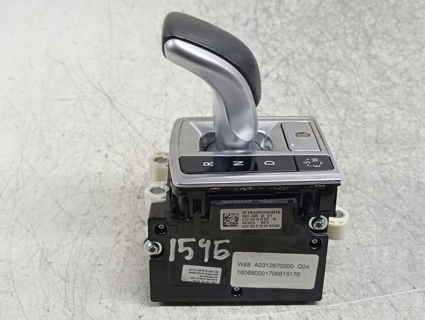 Timonerie automata A2312670200 Infiniti Q30 1 (2016 - 2020)