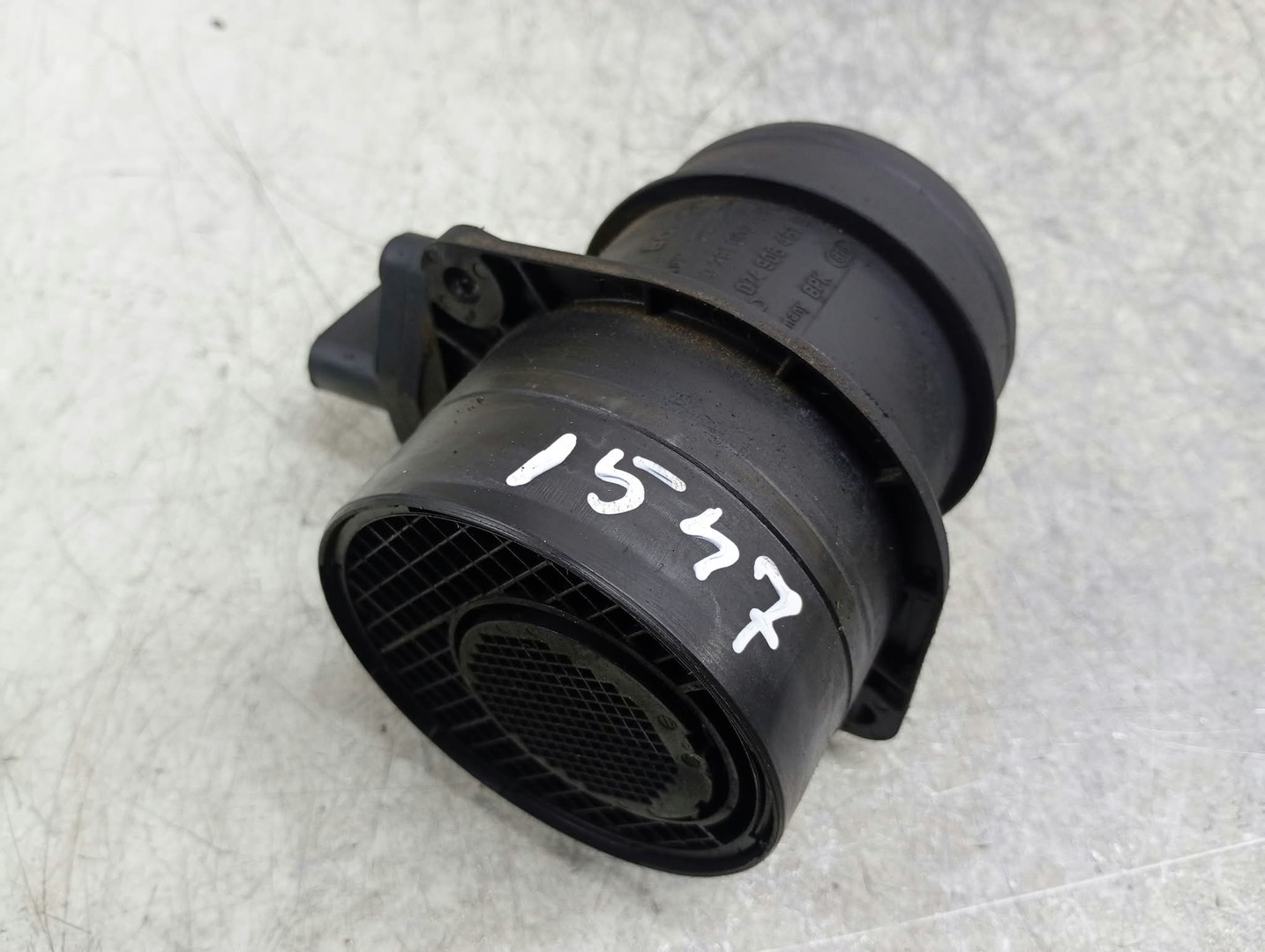 Debitmetru aer 074906461B Audi A4 B7 (2004 - 2008)