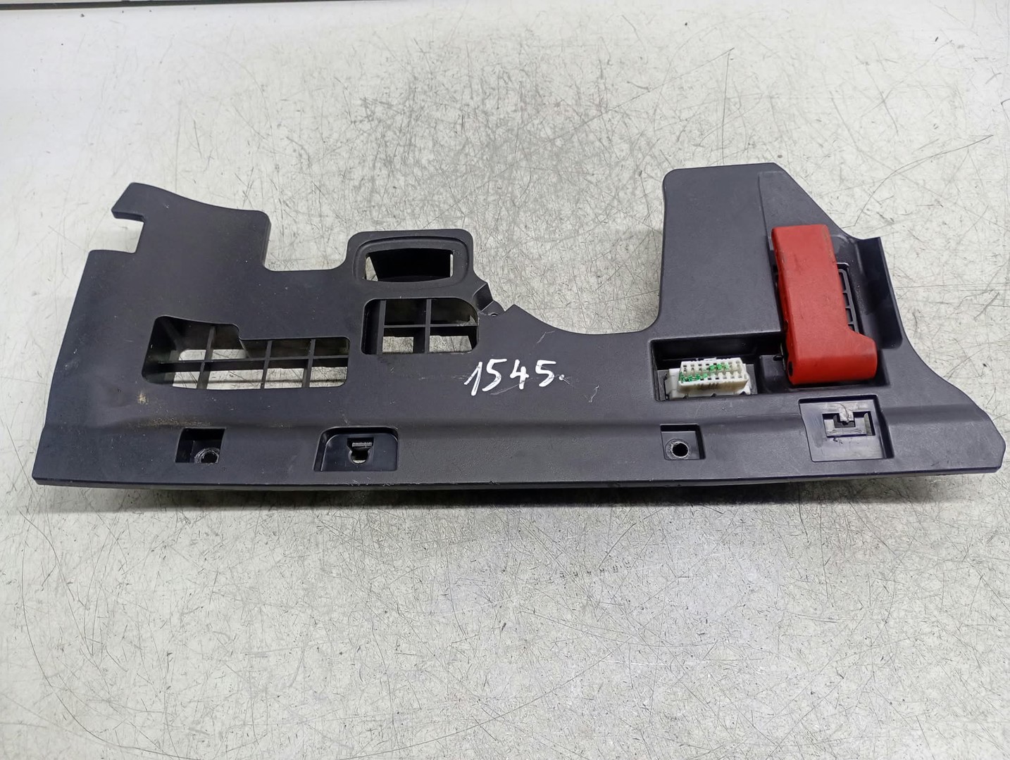 Ornament interior 681025DF0A Infiniti Q30 1 (2016 - 2020)