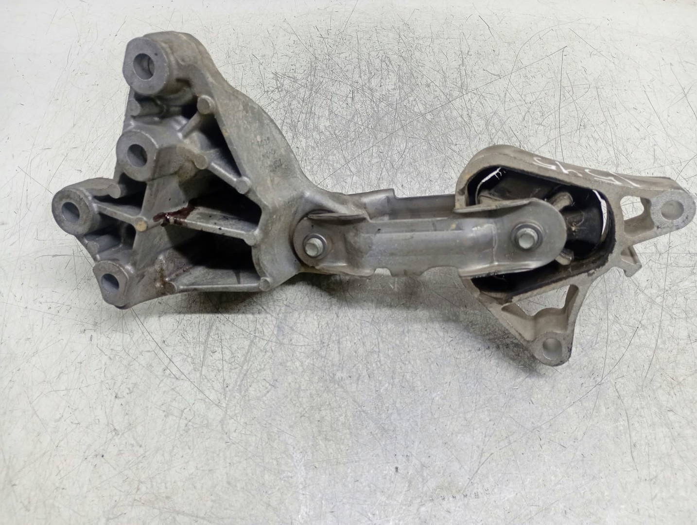 Suport motor A2462401109 Infiniti Q30 1 (2016 - 2020)