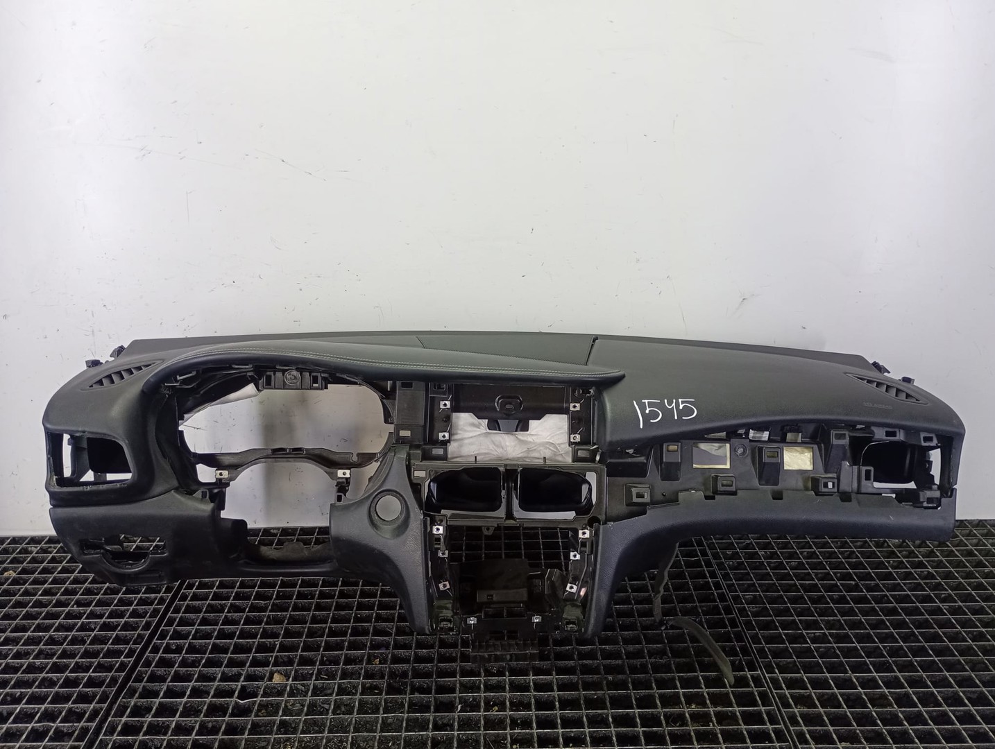 Plansa bord Infiniti Q30 1 (2016 - 2020)