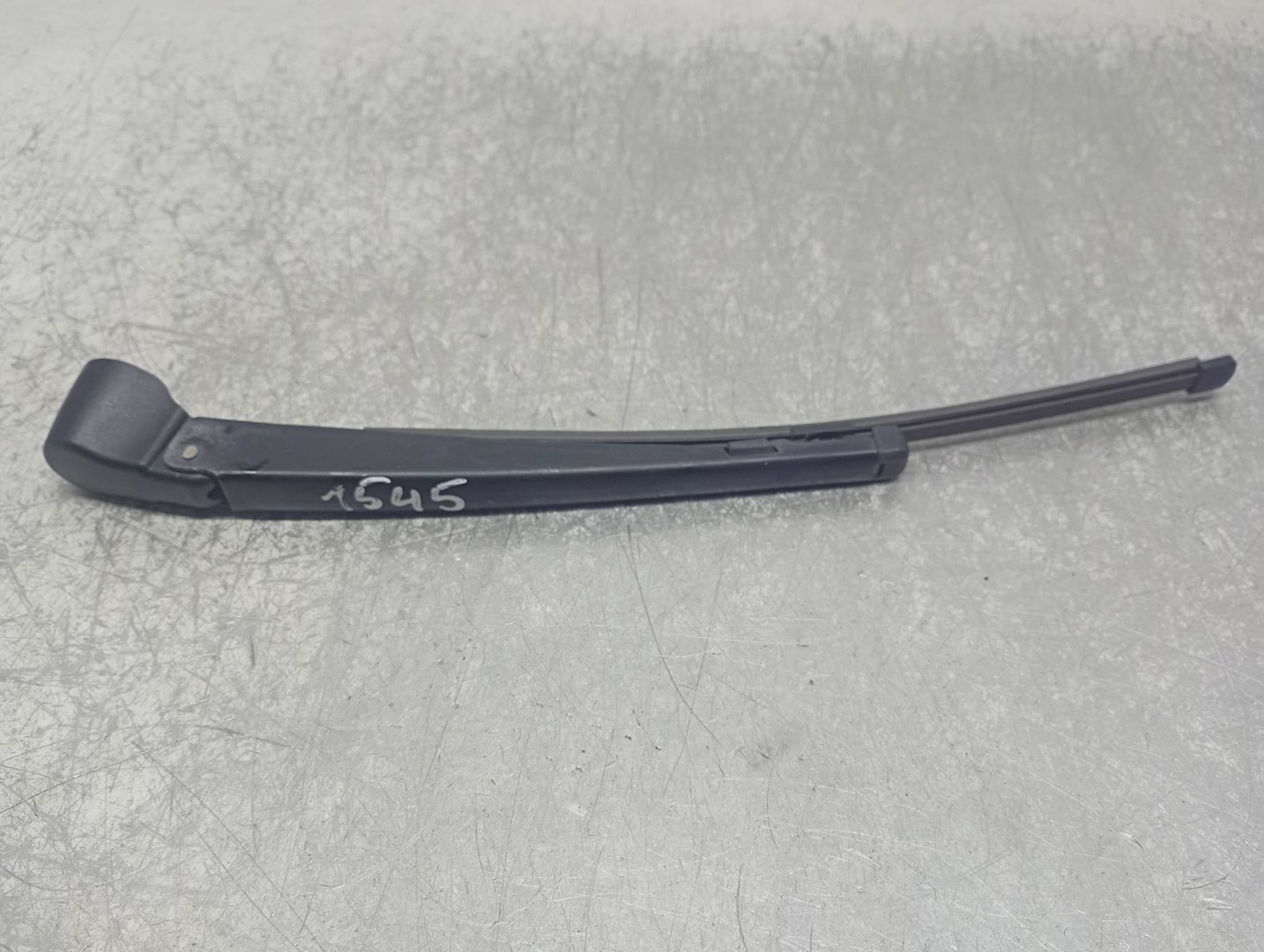 Brat stergator luneta Infiniti Q30 1 (2016 - 2020)