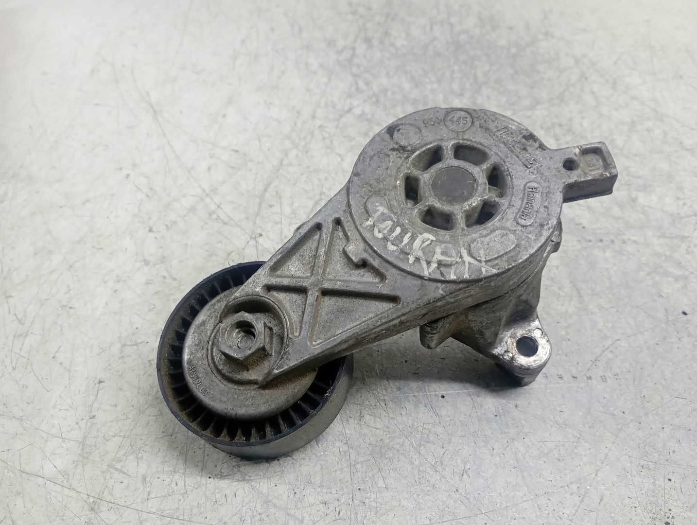 Rola intinzatoare 1023674 Volkswagen Passat B6 (2005 - 2010)