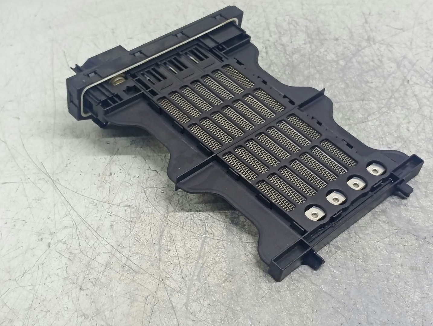 Radiator electric bord A2468300261 Infiniti Q30 1 (2016 - 2020)