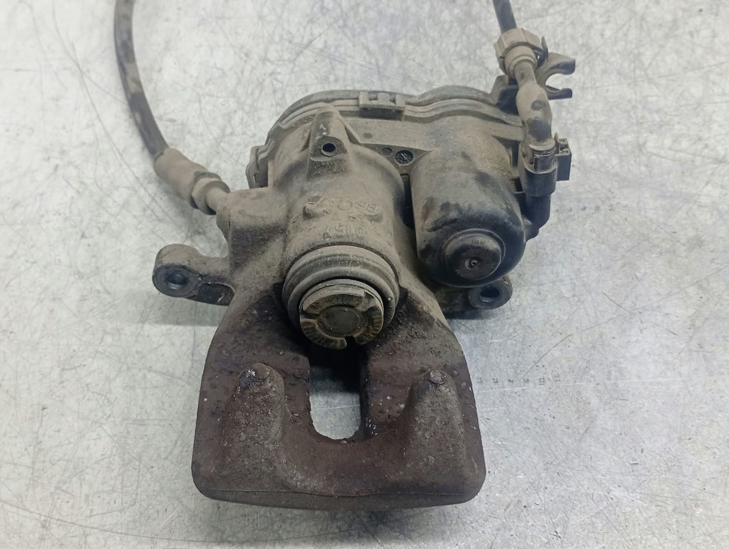 Etrier electric stanga spate A2464232398 Infiniti Q30 1 (2016 - 2020)