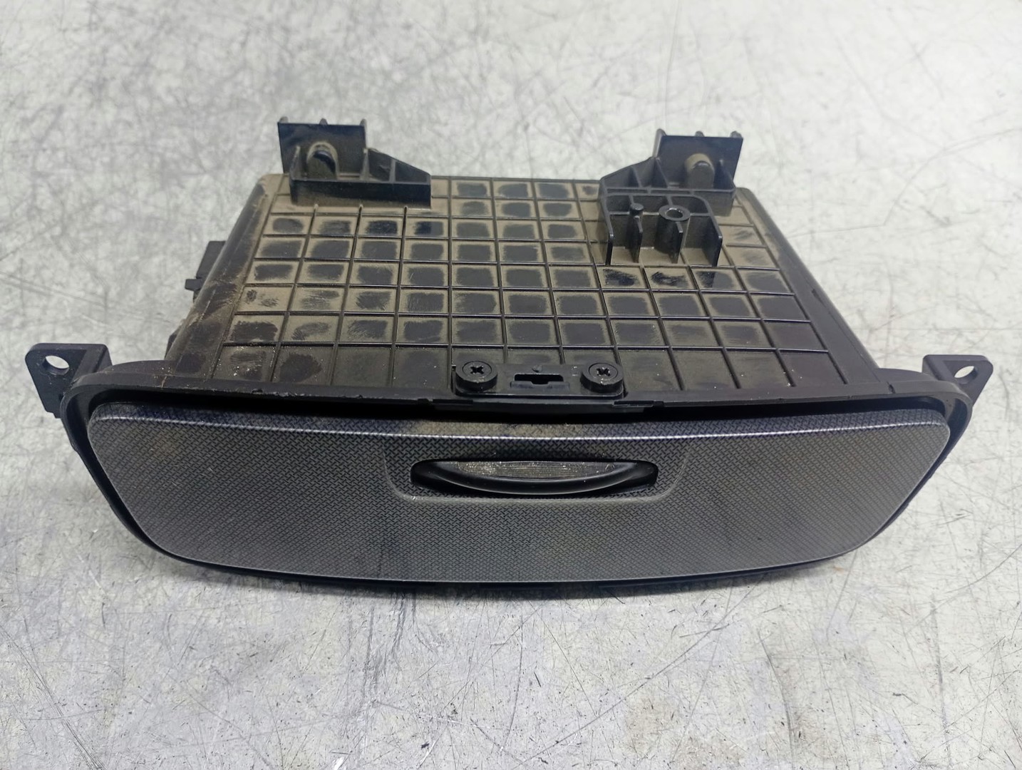 Spatiu Depozitare 84742-3k000 Hyundai Sonata NF (2005 - 2008)