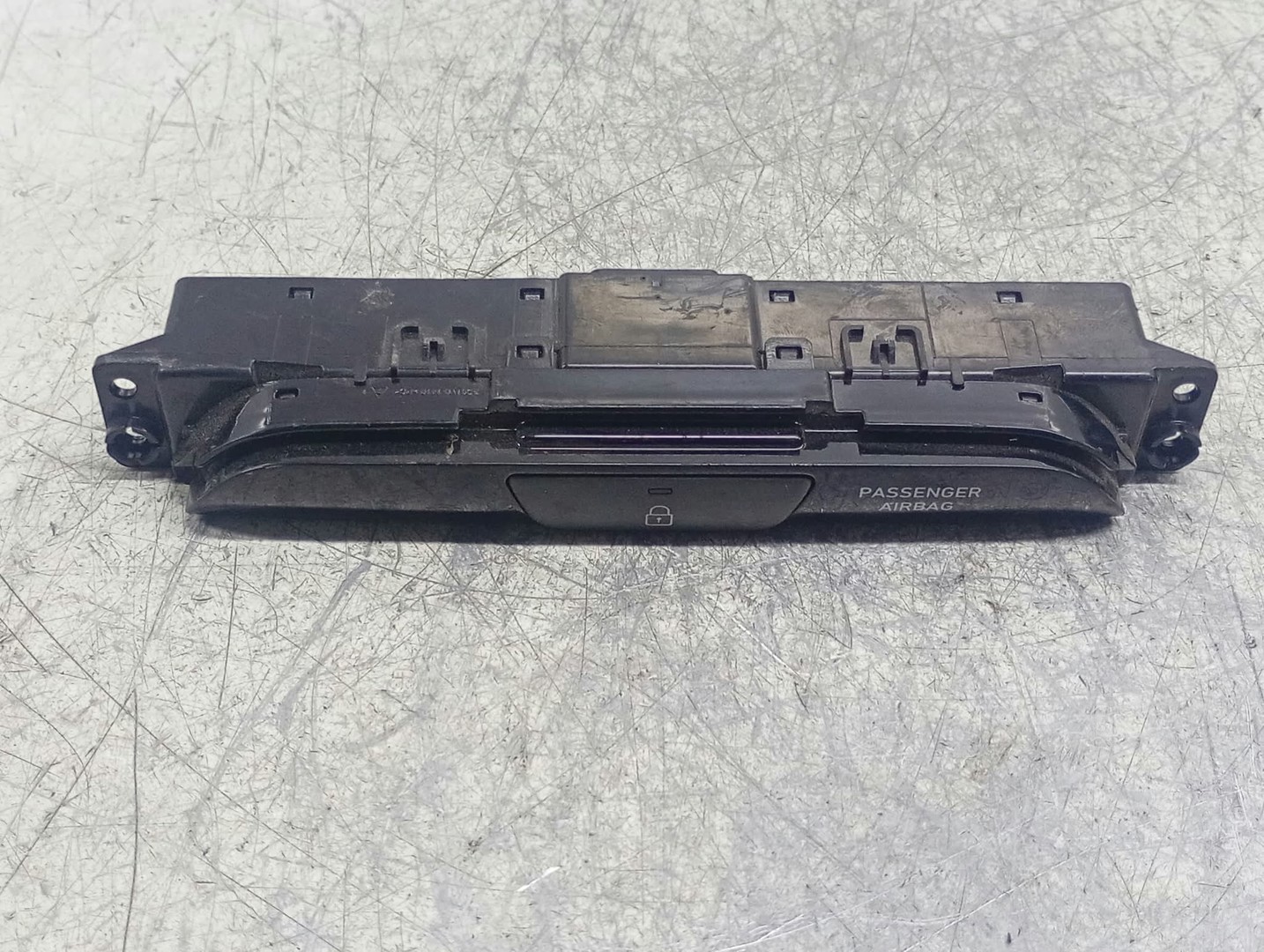 Buton inchidere centralizata 93770g4aa0 Hyundai i30 PD (2th facelift) (2020 - 2024)