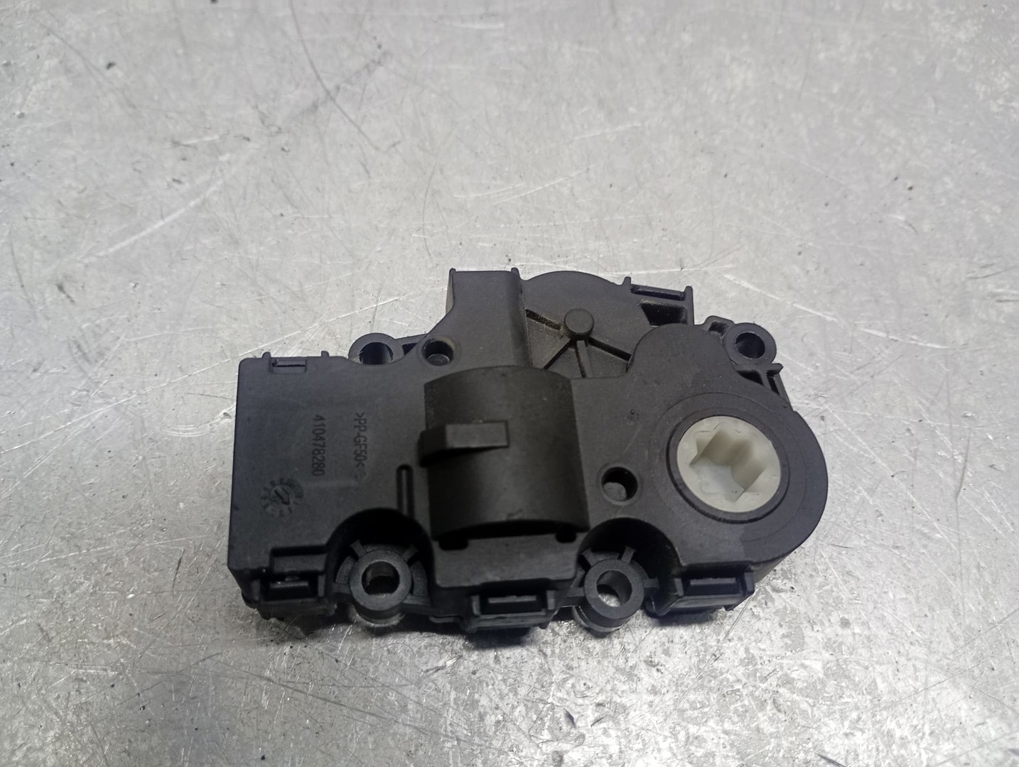 Motoras clapeta mixaj aer cz113930-1710 BMW Seria 2 Grand Tourer F44 (2015 - 2018)