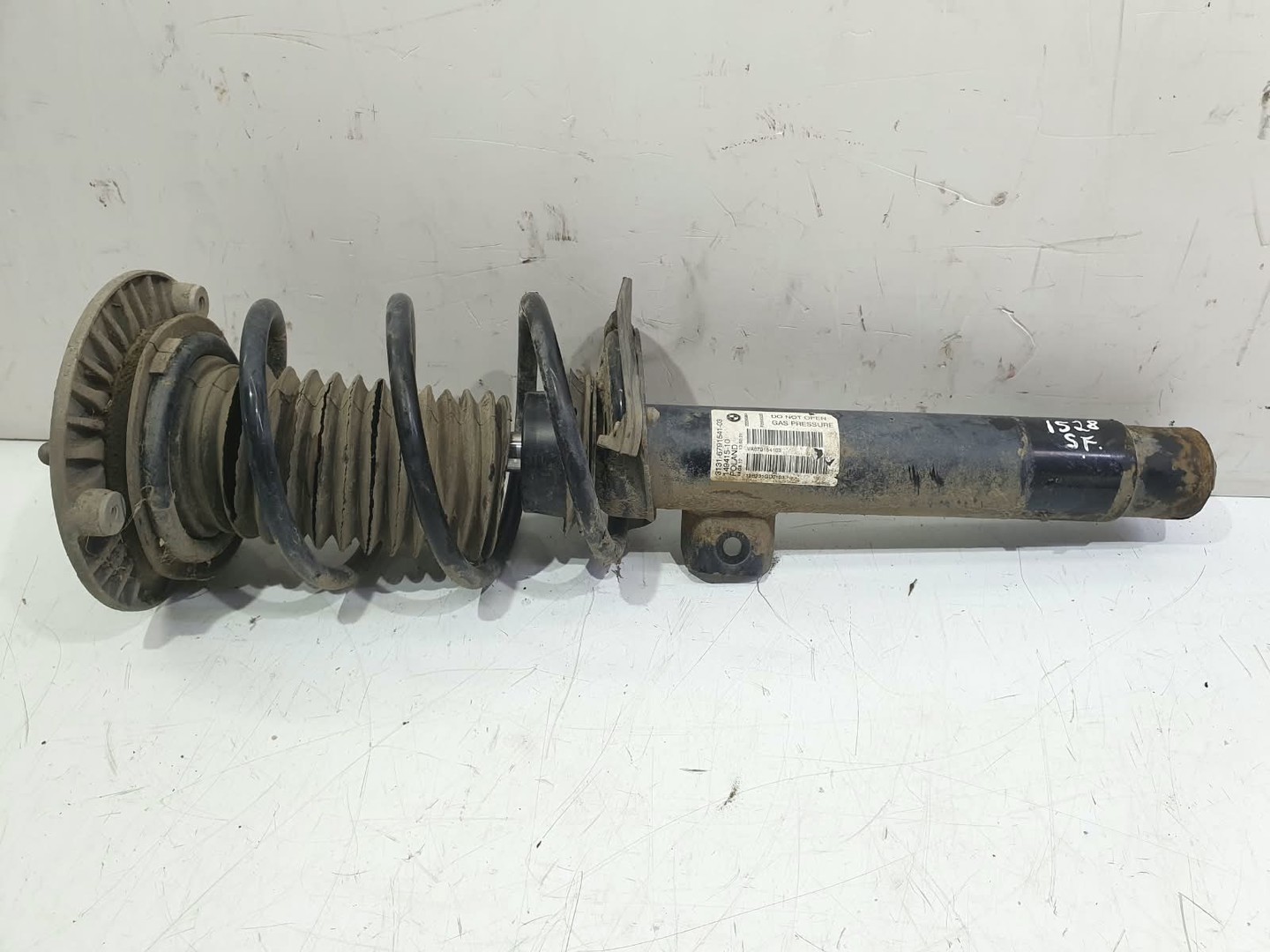 Amortizor cu arc stanga fata 31316791541 6791541 BMW Seria 1 F20/F21 (2011 - 2015)