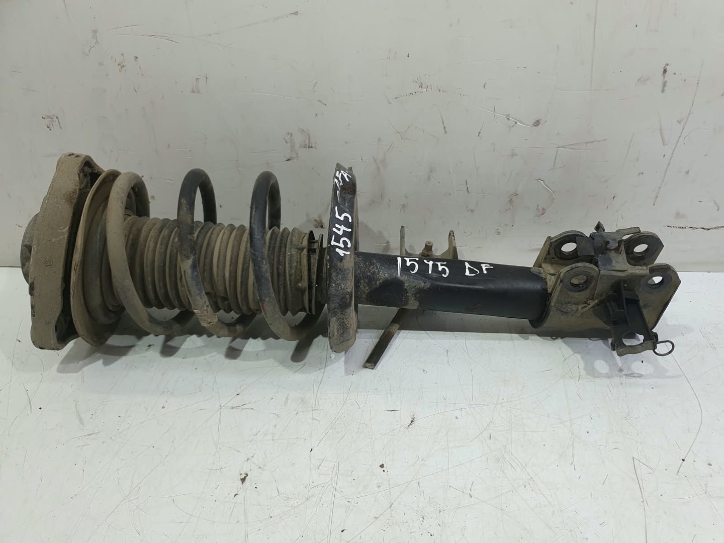 Amortizor cu arc dreapta fata a0913204013 801404003409 Infiniti Q30 1 (2016 - 2020)
