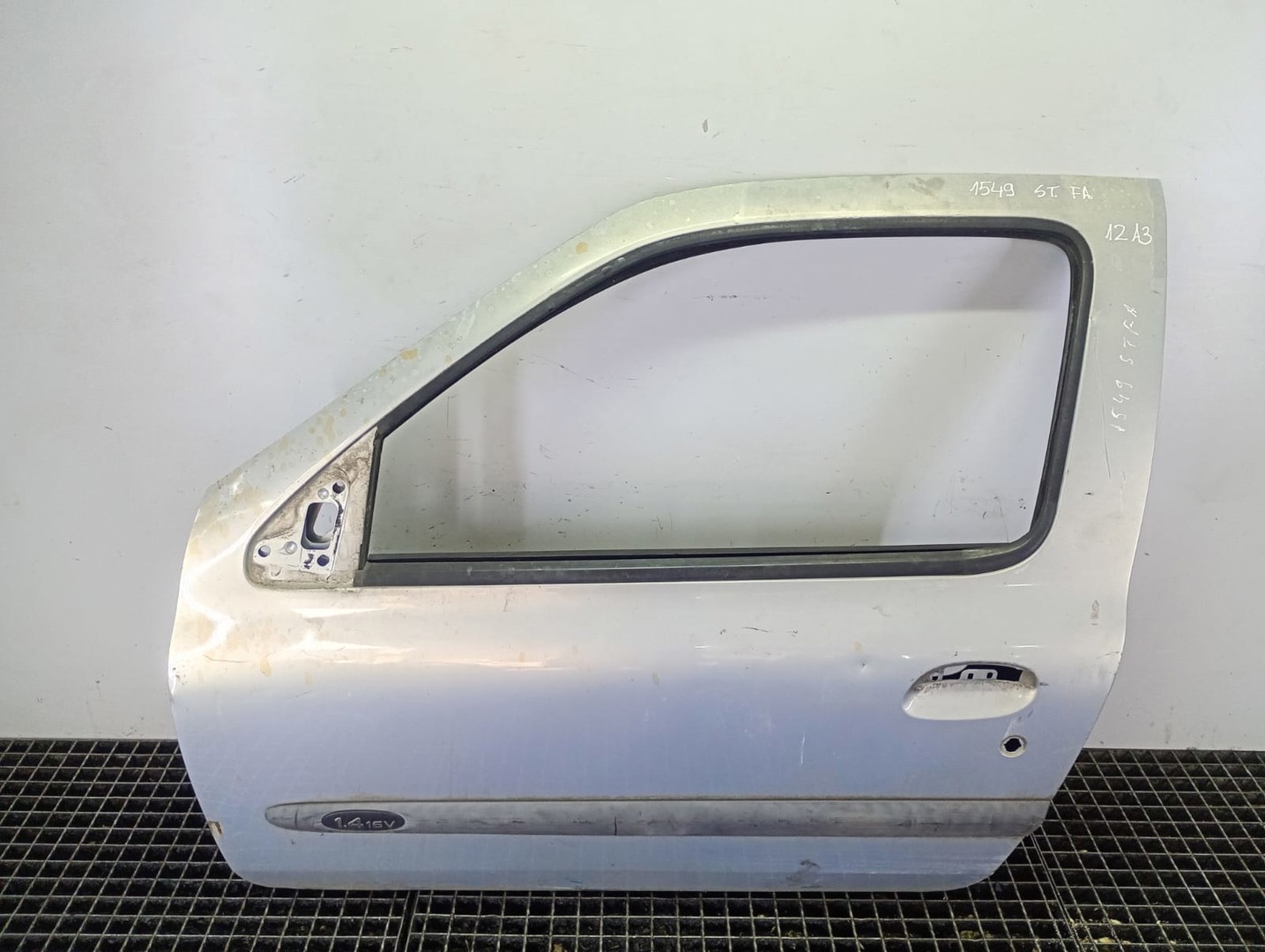 Usa stanga fata Renault Clio 2 (facelift) (2001 - 2005)