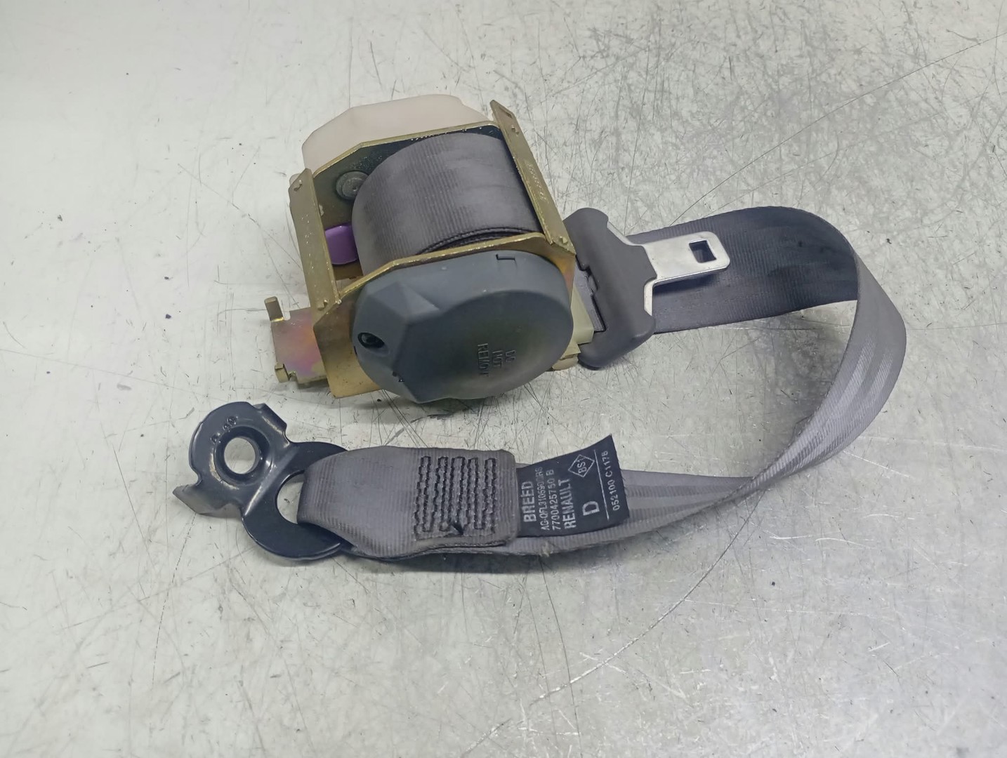 Centura siguranta spate 7700425750 Renault Clio 2 (facelift) (2001 - 2005)