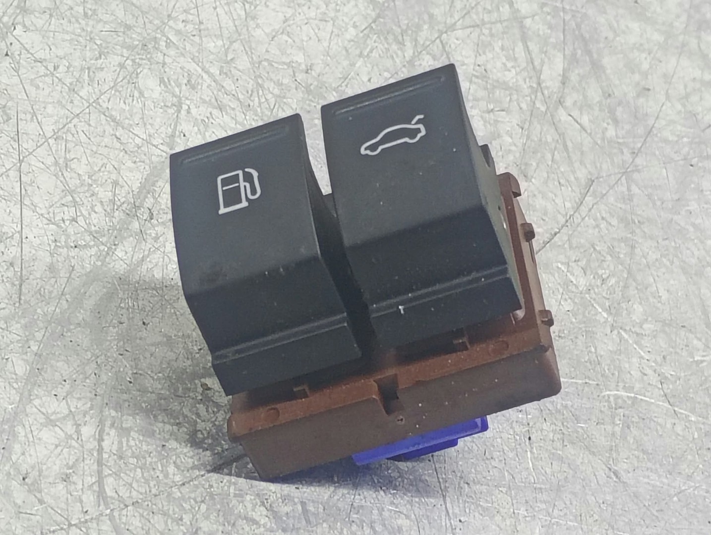 Buton 3C0959903B Volkswagen Passat CC 1 (2008 - 2012)