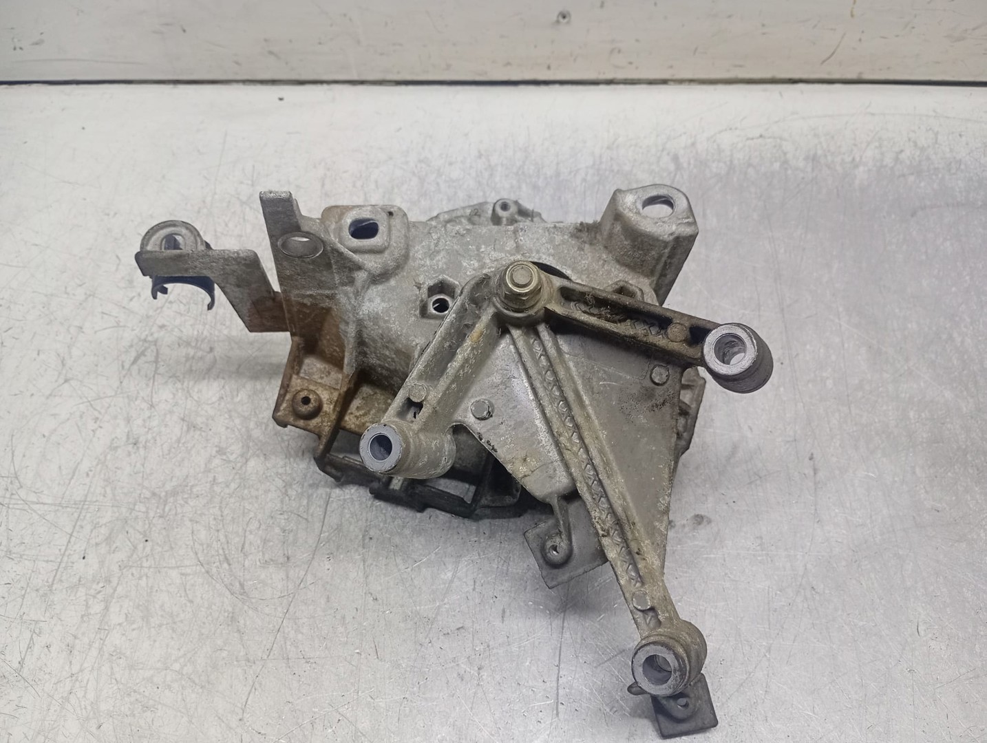 Suport motor Renault Clio 2 (facelift) (2001 - 2005)