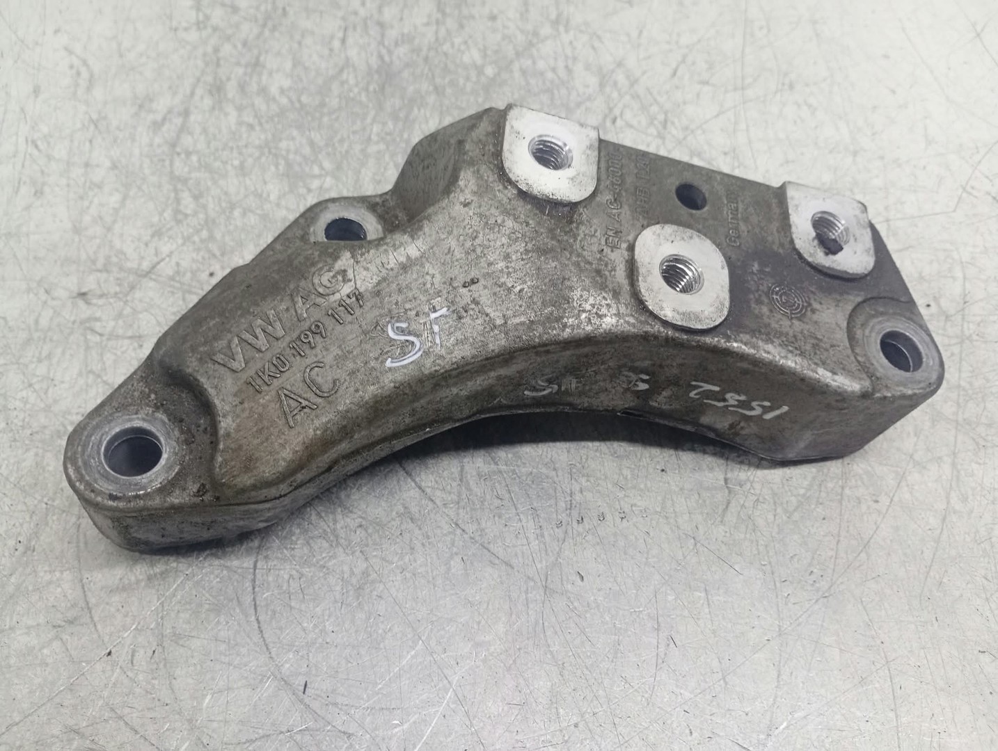 Suport cutie viteze 1K0199117 Volkswagen Passat CC 1 (2008 - 2012)