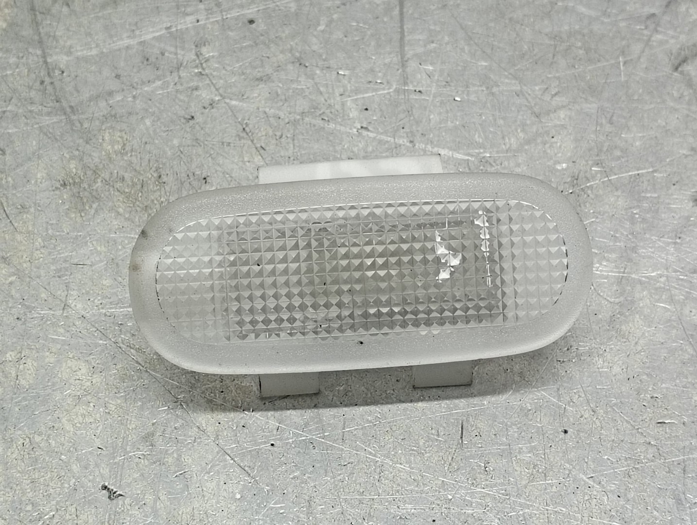 Lampa usa 8132-1xx Renault Arkana 1 facelift (2023–2025)