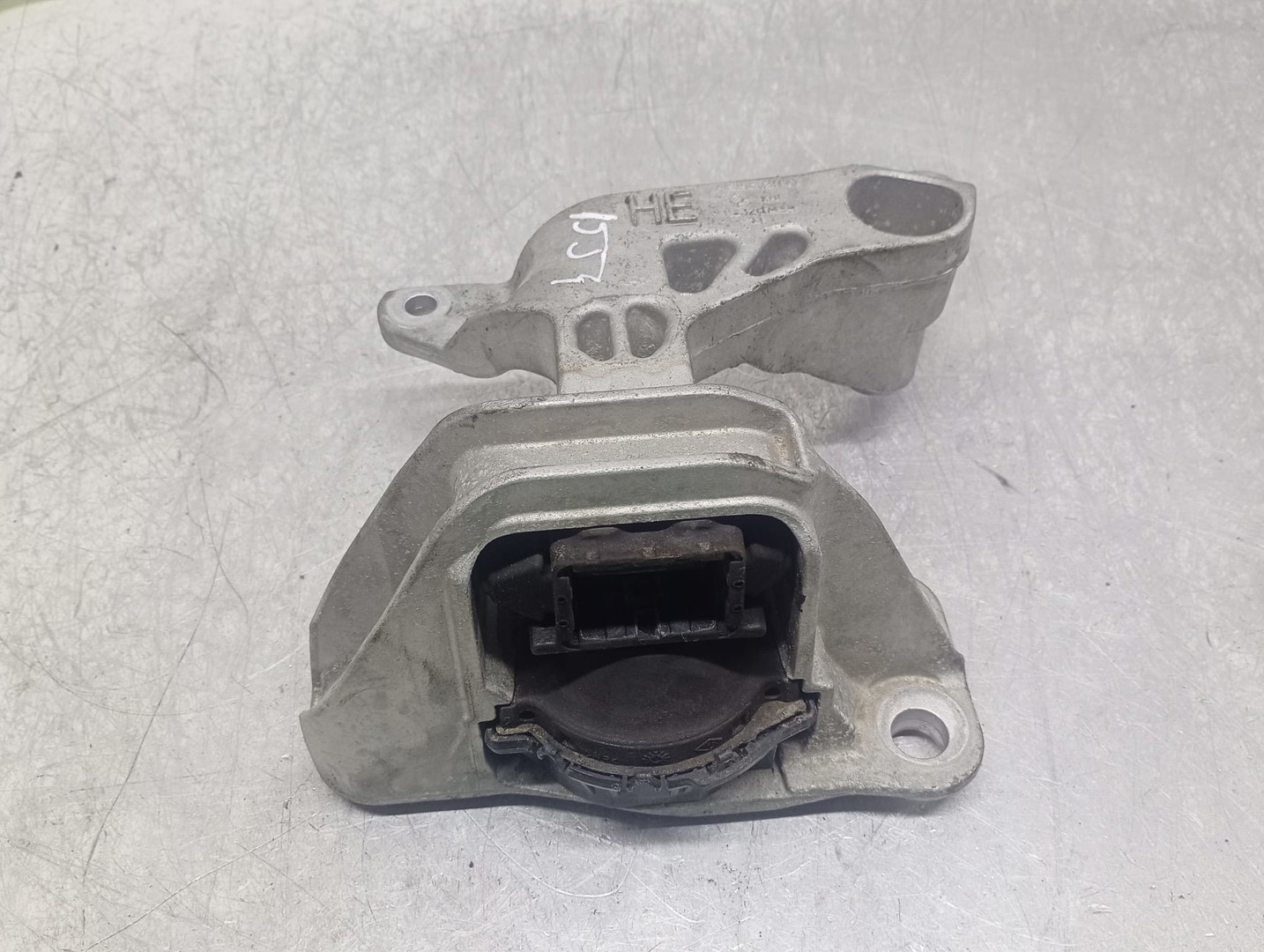 Suport motor 112320745R Renault Arkana 1 facelift (2023–2025)