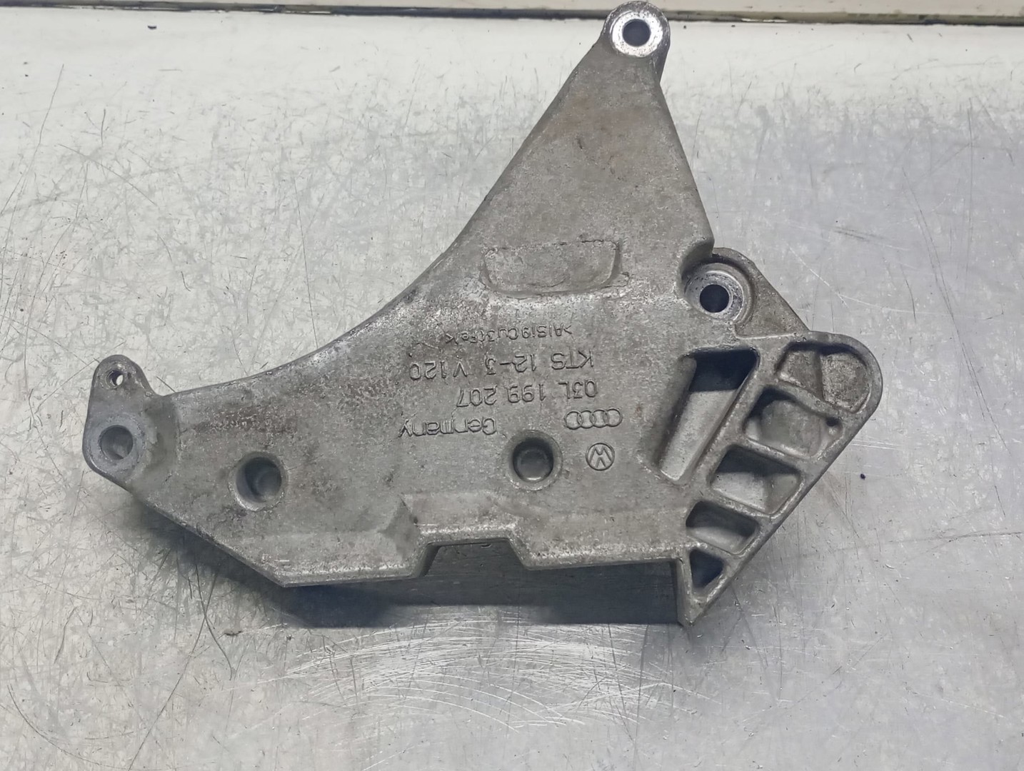 Suport motor 03L199207 Volkswagen Tiguan 1 (5N) (2007 - 2011)