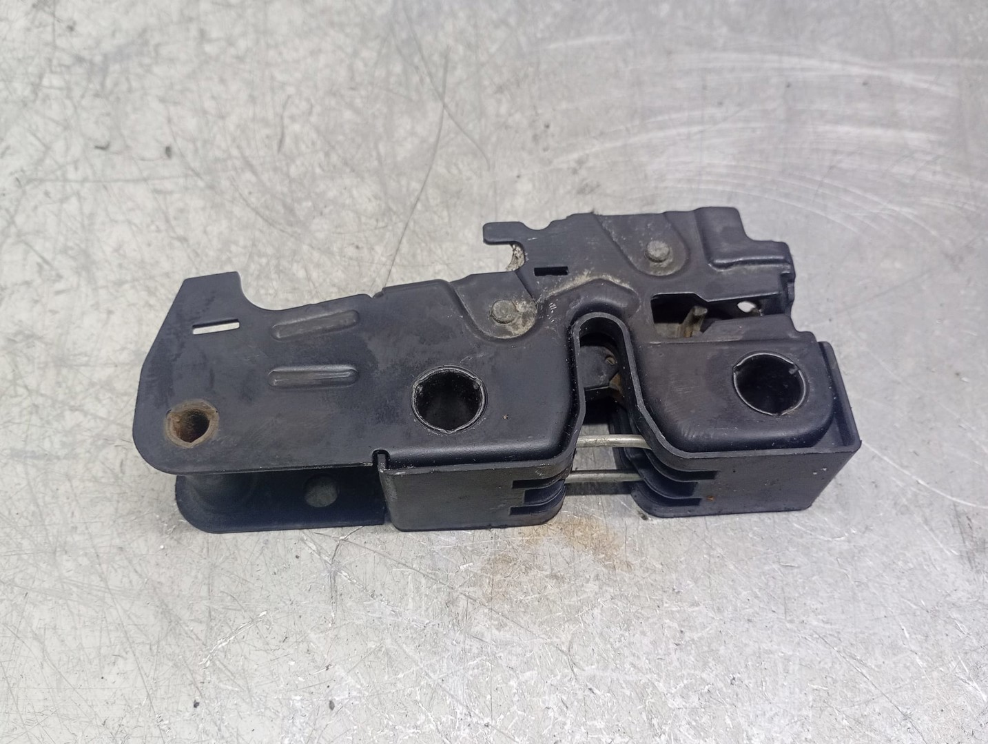Broasca capota 1P0823509 Seat Leon 2 (1P) (2005 - 2009)