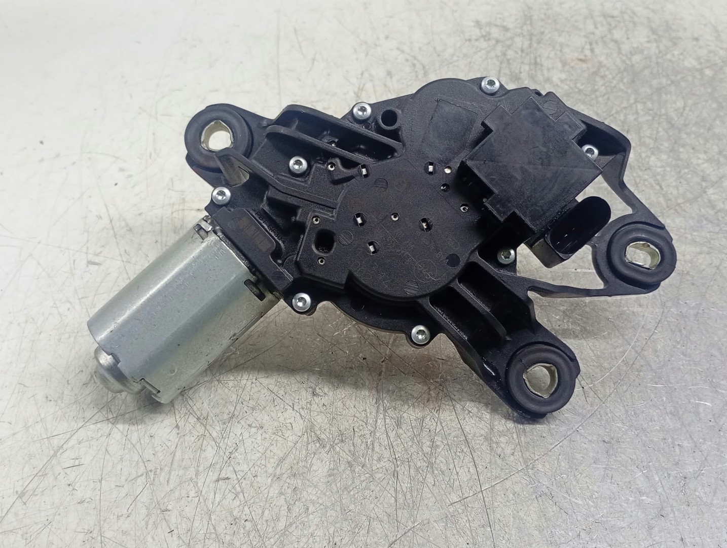 Motoras stergator haion 0390201216 Volkswagen Polo 5 (6R) (2009 - 2015)