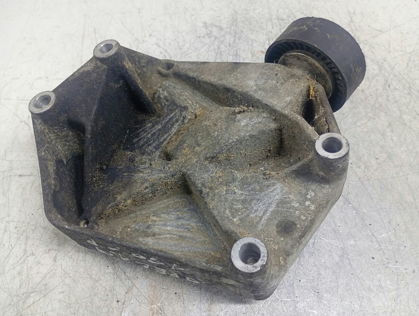 Suport motor 55187675 Opel Vectra C (2002 - 2005)