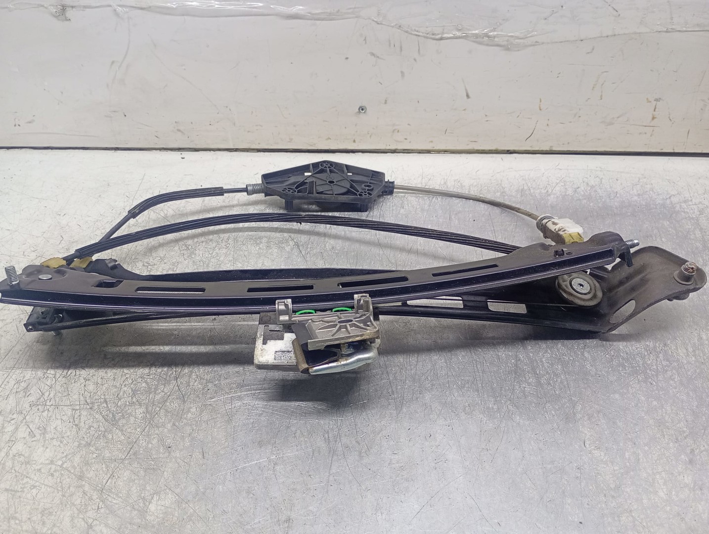 Macara geam stanga spate 3C8839461K Volkswagen Passat CC 1 (2008 - 2012)