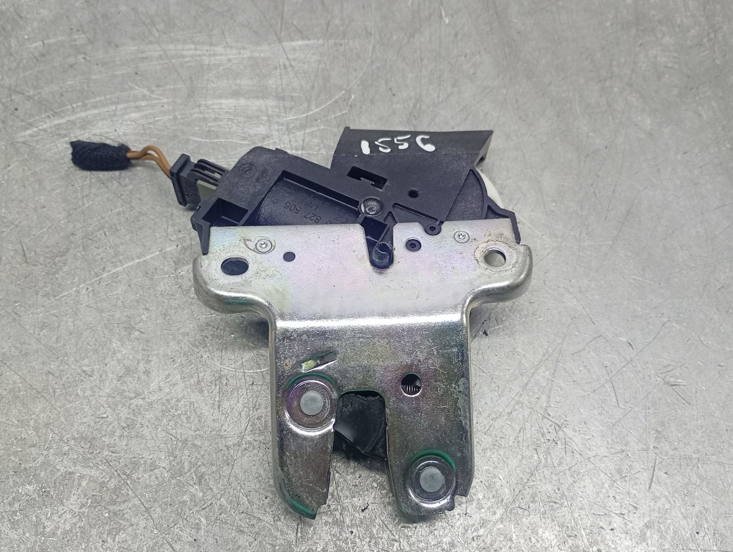Broasca haion 4F5827505 Volkswagen Passat CC 1 (2008 - 2012)