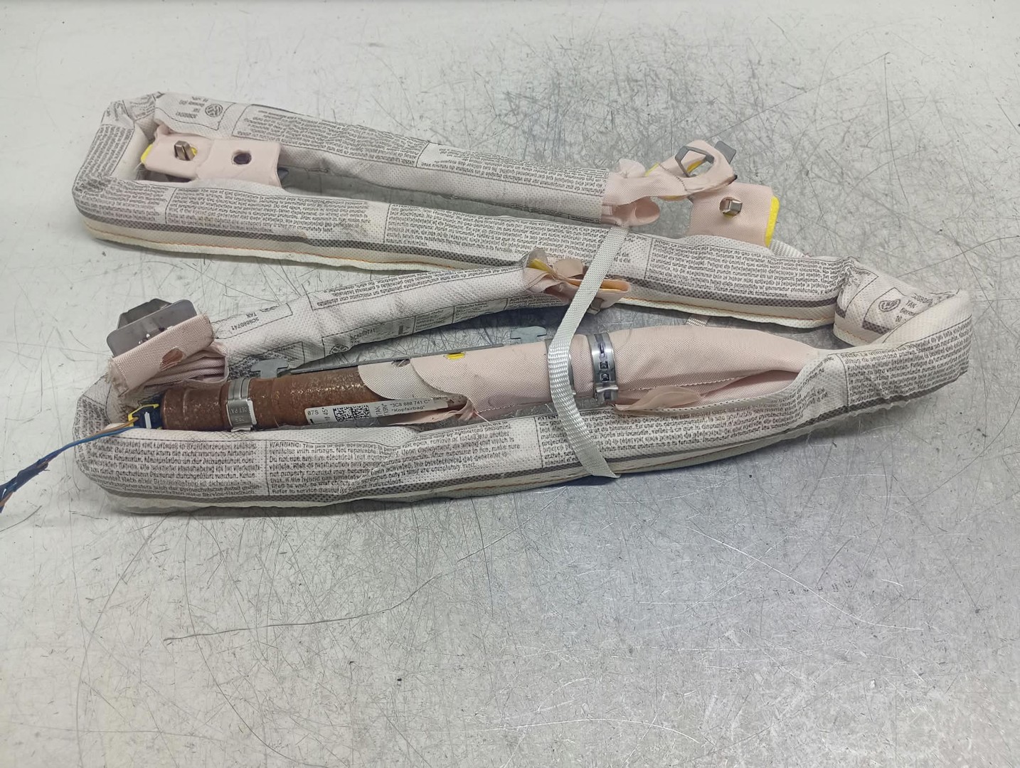 Airbag cortina stanga 3C8880741C Volkswagen Passat CC 1 (2008 - 2012)