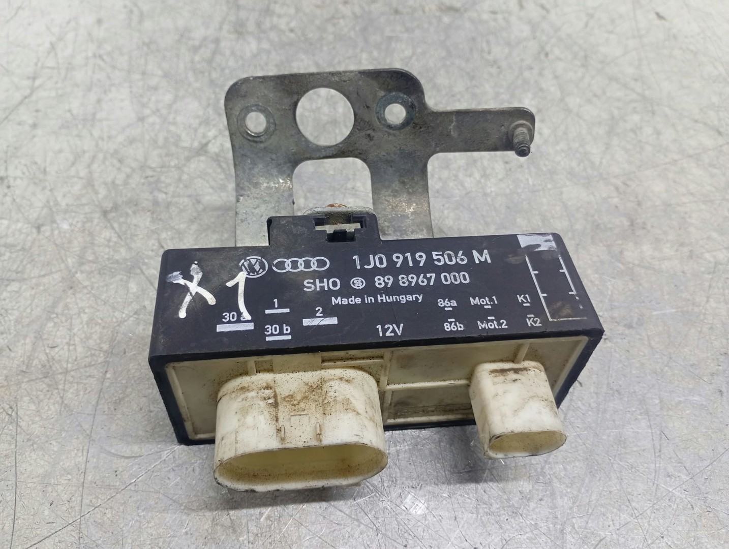 Modul releu ventilator 1J0919506M Volkswagen Golf 4 (1997 - 2006)