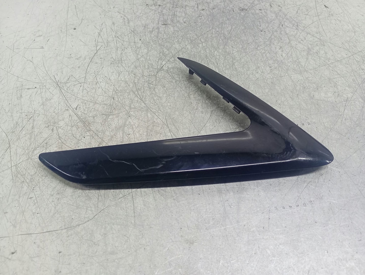 Ornament usa stanga spate 9686309477B Peugeot 508 1 (2010 - 2014)