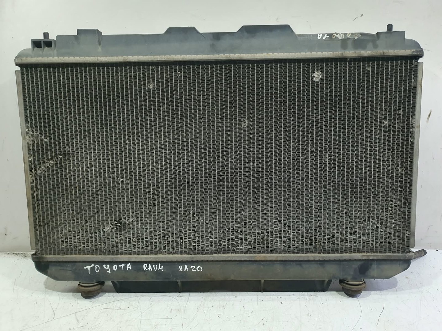 Radiator apa Toyota RAV4 2 (2000 - 2003)